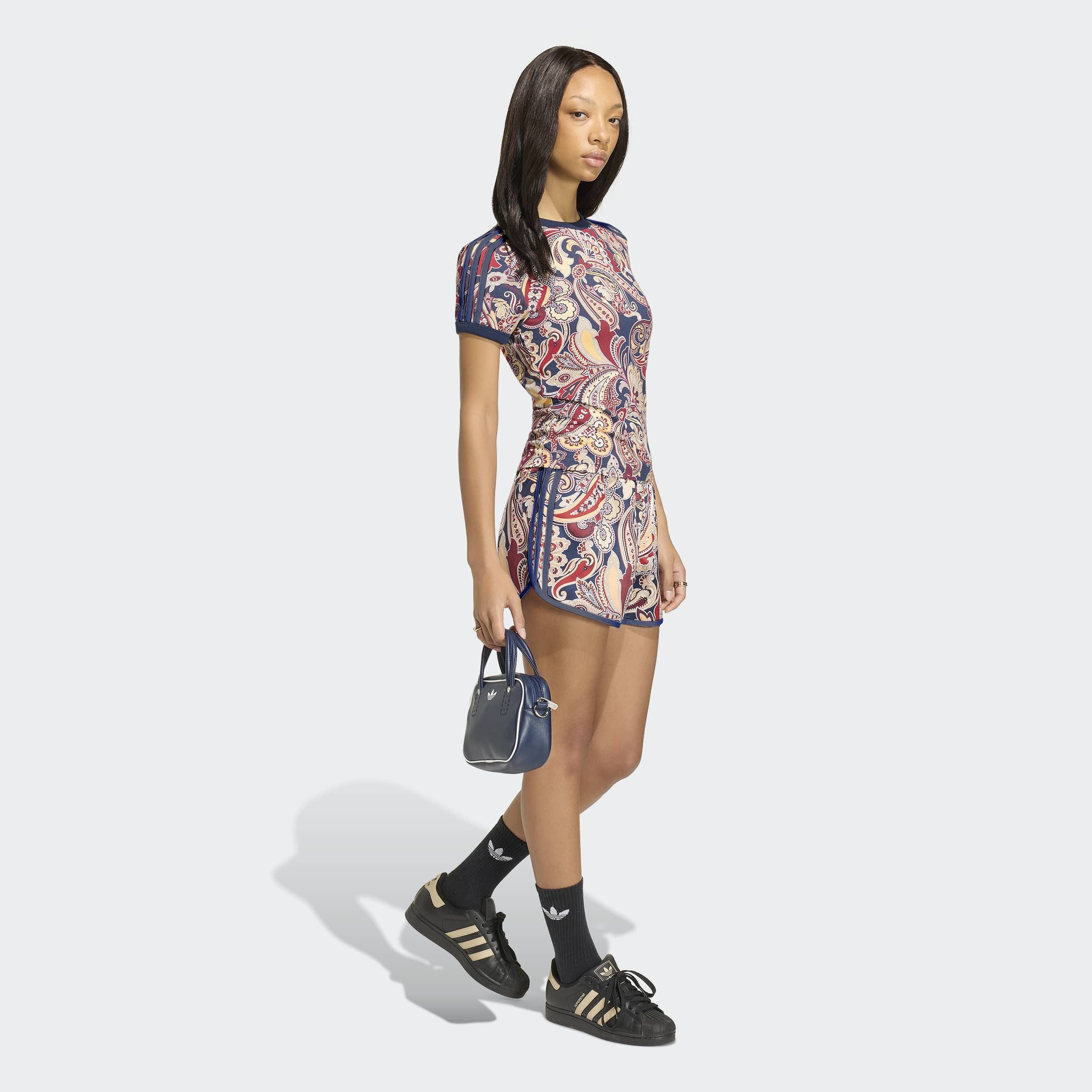 adidas Originals T-Shirt ADIDAS LIBERTY LONDON CALI für Erwachsene, mit Rundhalsausschnitt, ohne Verschluss