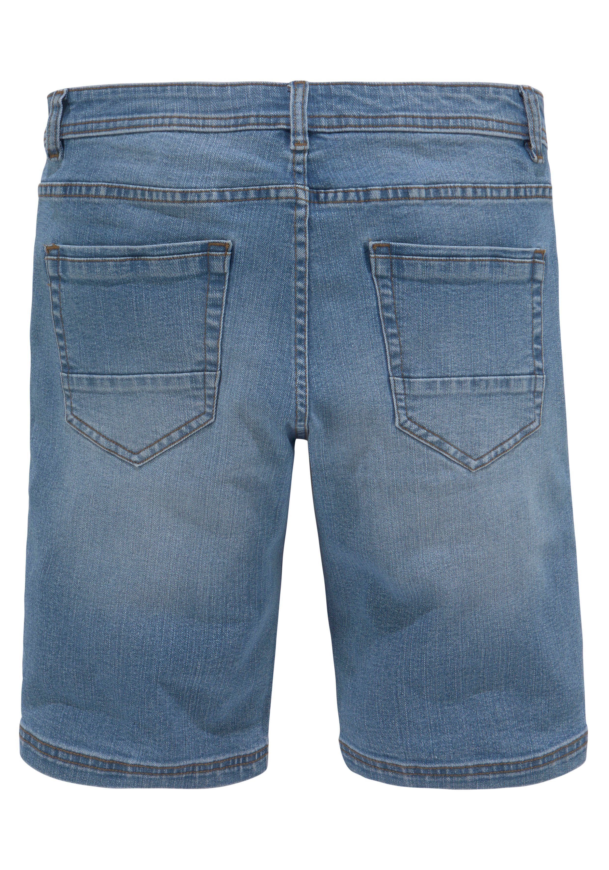 AJC 5-Pocket-Stil blue Shorts im used