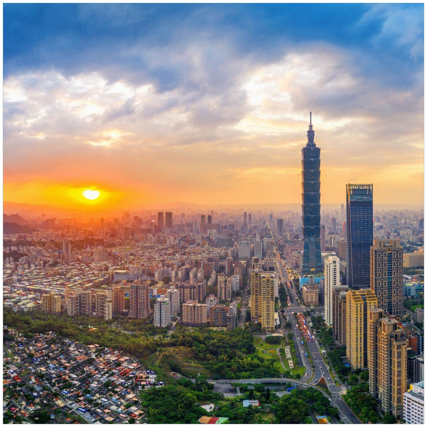 Wallario Möbelfolie Skyline mit Wolkenkratzern