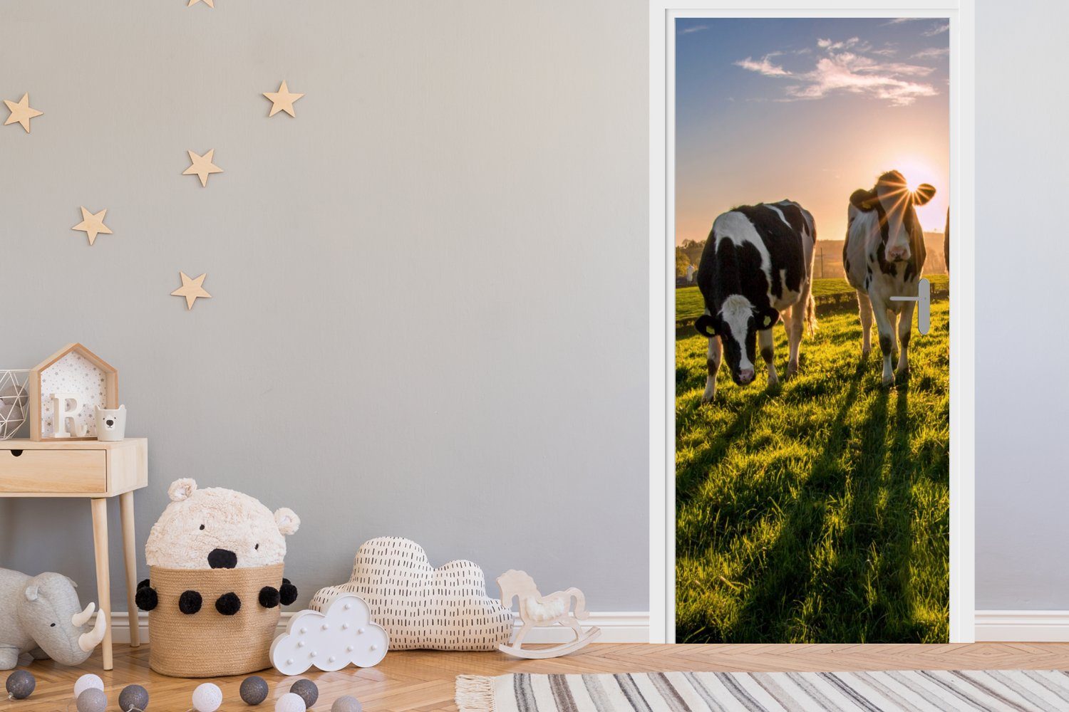 cm für Tür, (1 Bauernhof, Matt, MuchoWow Kühe Türtapete Fototapete St), Sonne bedruckt, Türaufkleber, - - Gras - 75x205 - Tiere