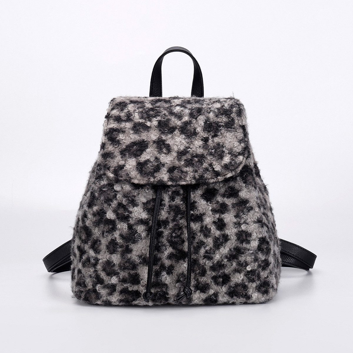 Cocopop Studio Freizeitrucksack Plüsch Leopard Print günstig online kaufen
