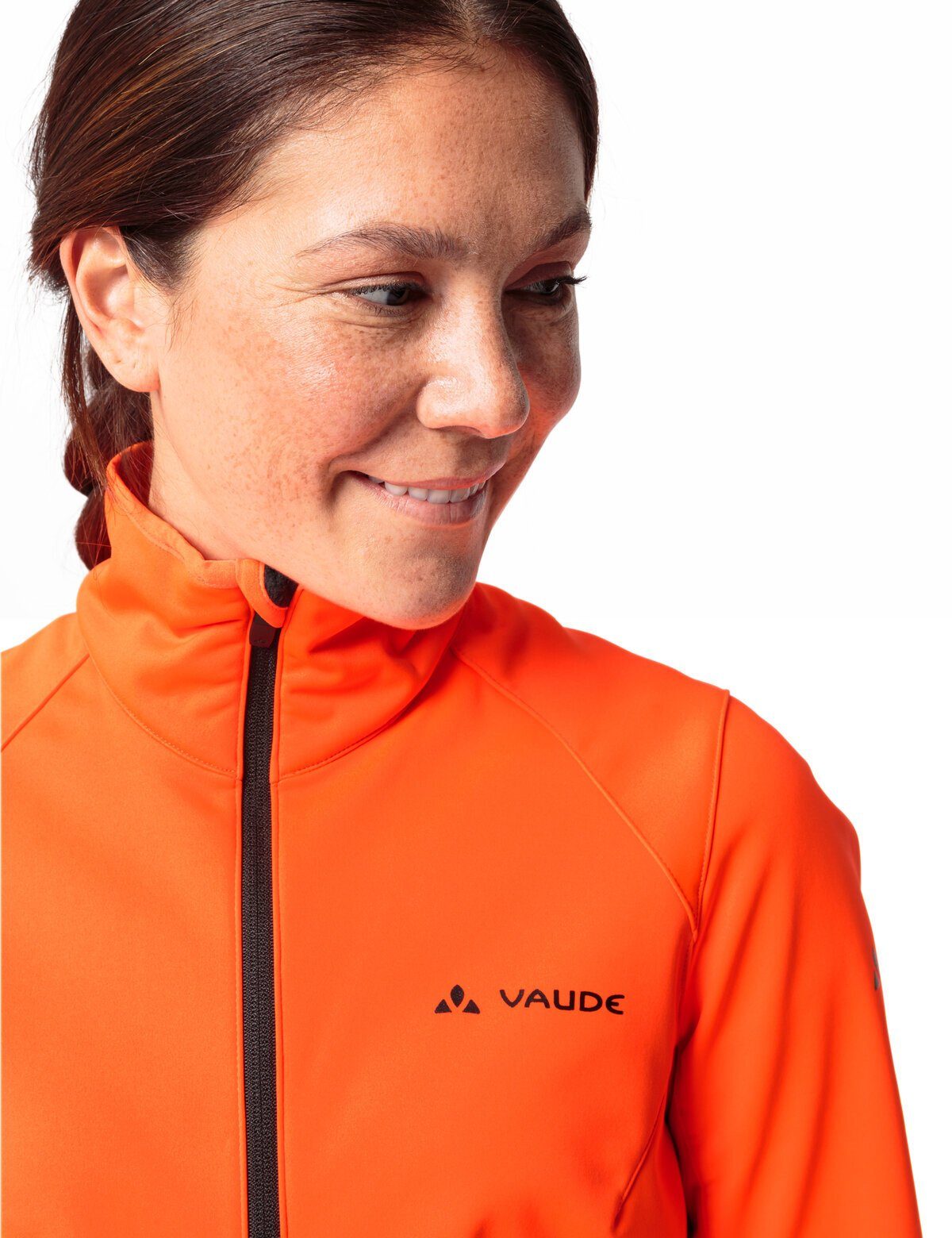 VAUDE Outdoorjacke Women's Matera Klimaneutral kompensiert neon II (1-St) orange Softshell Jacket