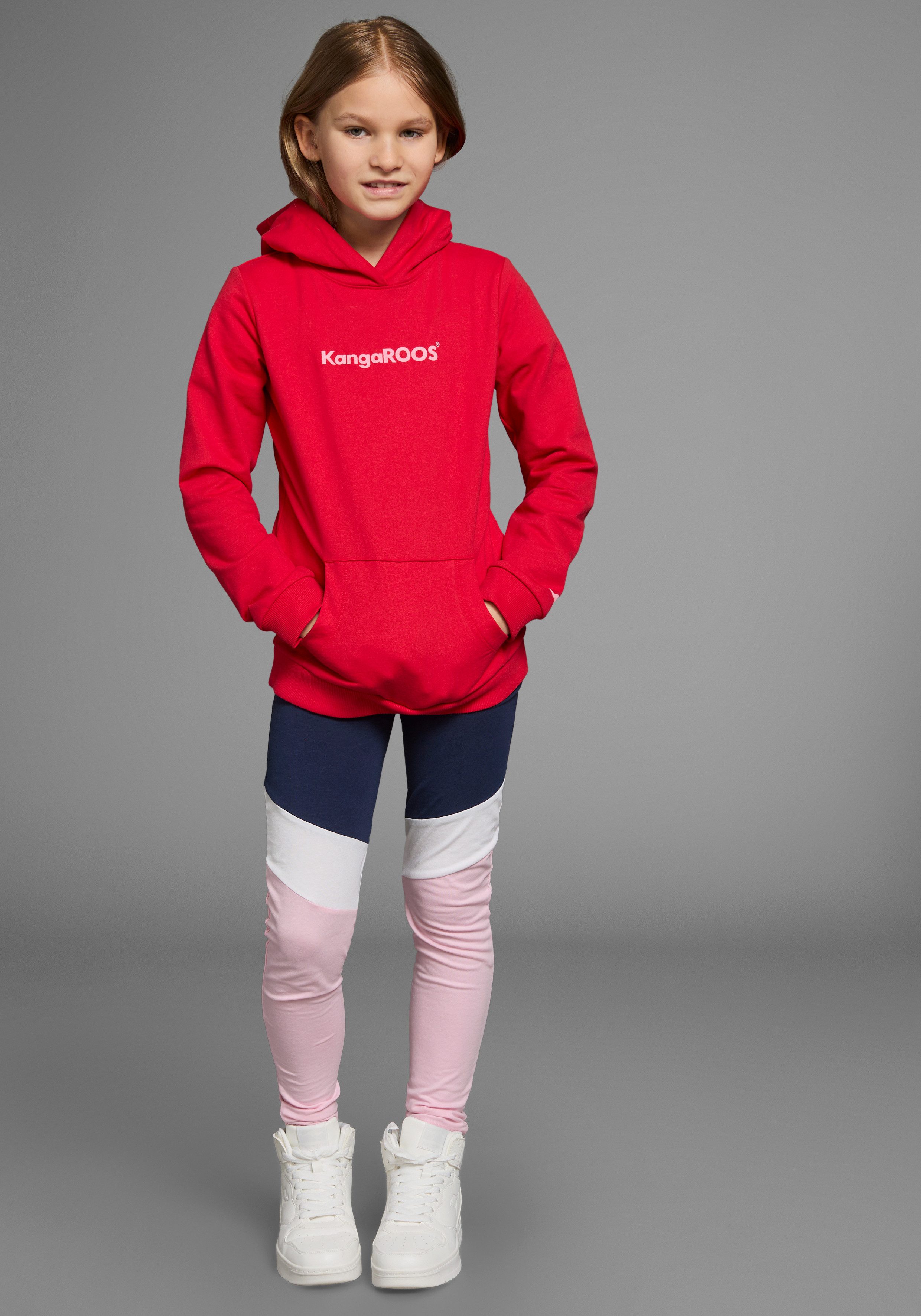 KangaROOS Kapuzensweatshirt Hoodie mit Logoprint Langarm, bedruckt, aus Sweatware mit Baumwolle, mit Kängurutasche. Reduzierter Preis € 28,99. Unverbindliche Preisempfehlung € 34,99, (€ 28,99 pro 1 Stk)