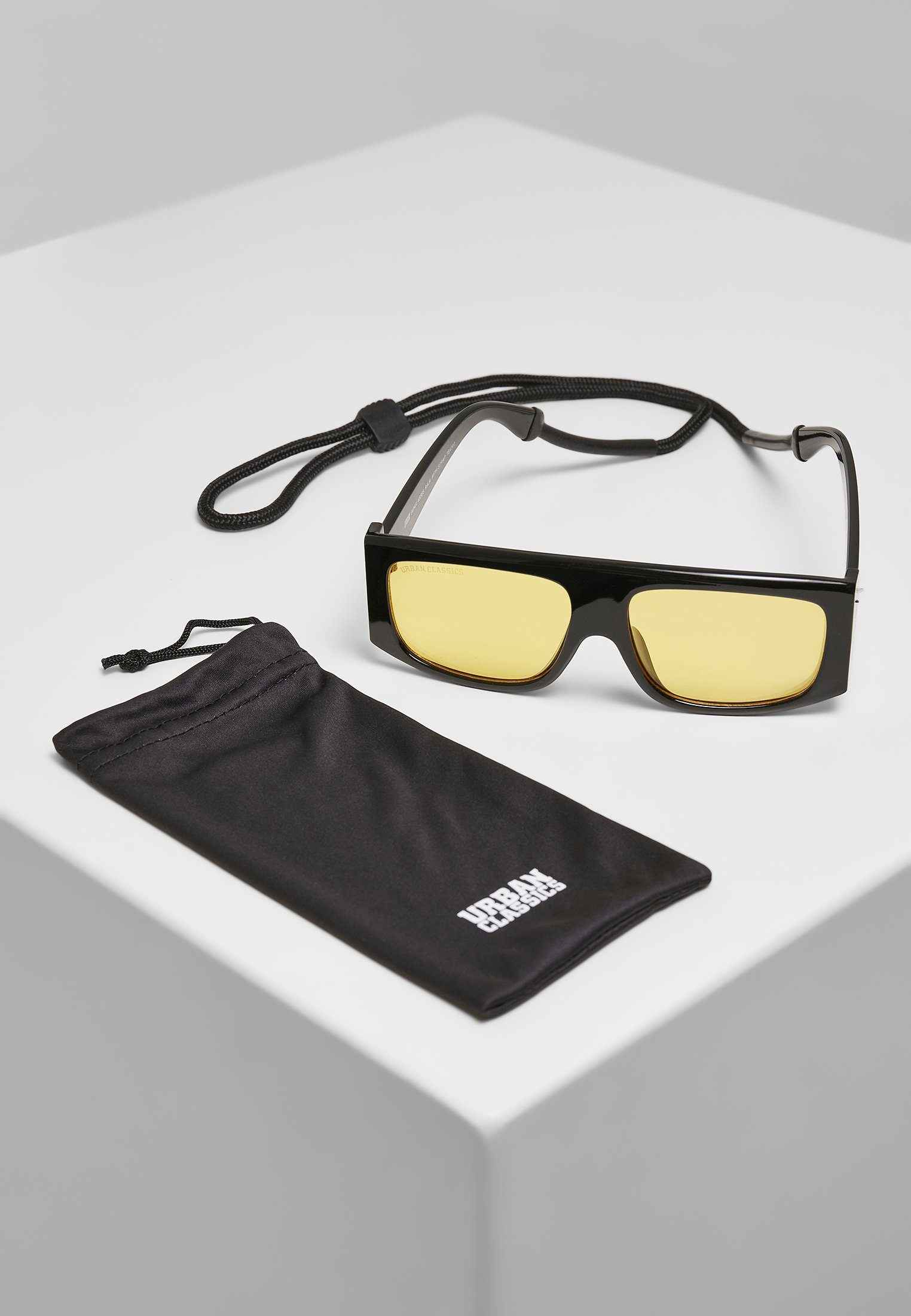 URBAN CLASSICS Sonnenbrille Unisex Raja with Sunglasses Strap