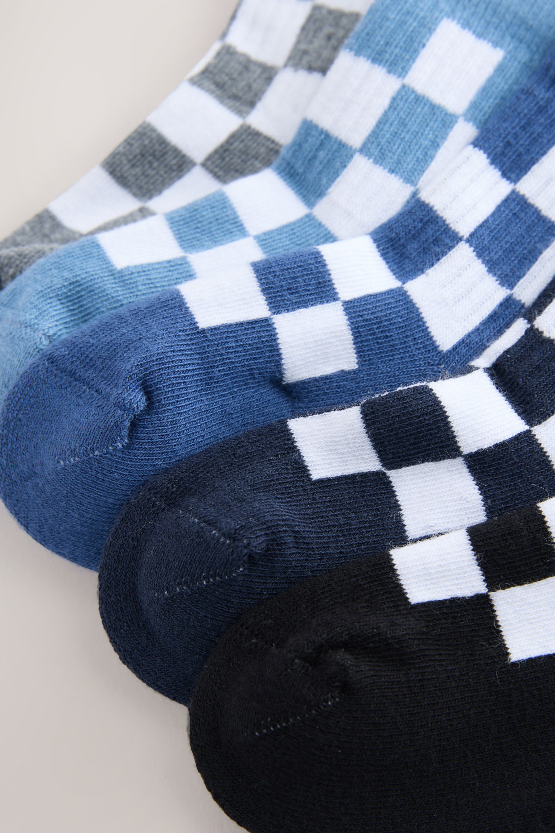 Next Kurzsocken Gerippte Sportsocken im 5er-Pack mit Fußbett (5-Paar) – Bild 5 von 5