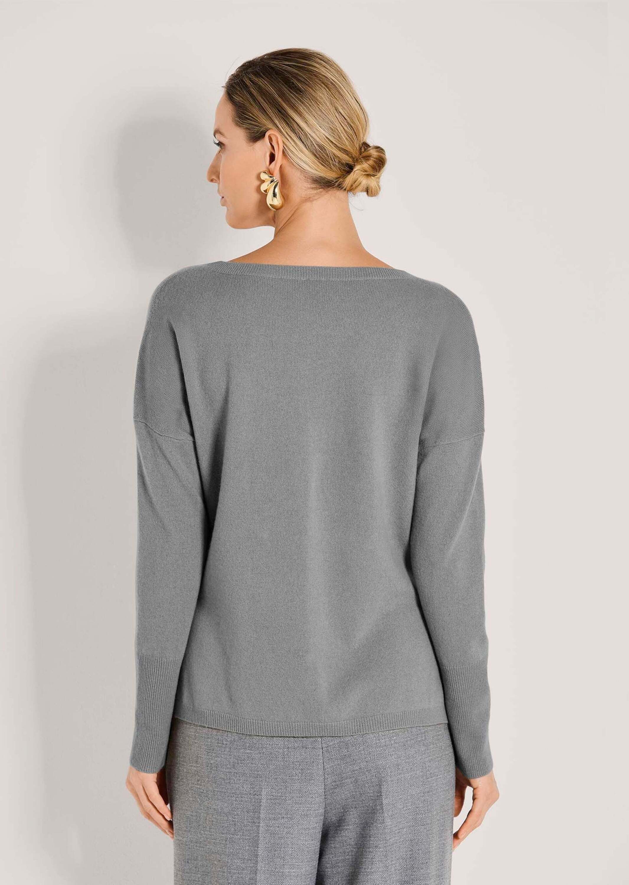 MADELEINE Strickpullover Schlichter Strickpullover mit U-Boot-Ausschnitt Langarmshirt mit lässigem Schnitt, überschnittene Schultern
