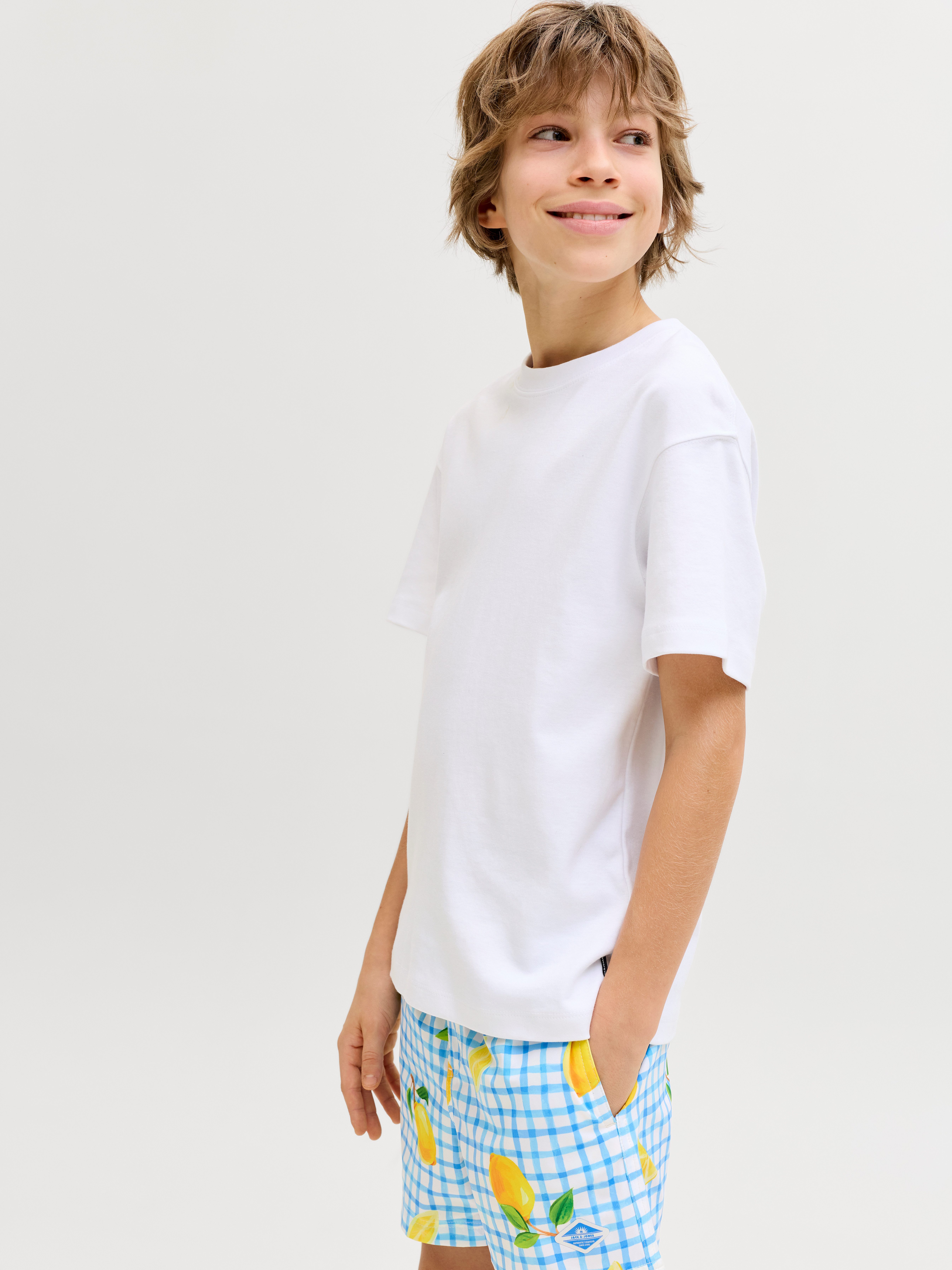 Jack & Jones Junior Badeshorts JPSTMAUI VIBES NOVELTY AOP SWIM SH JNR