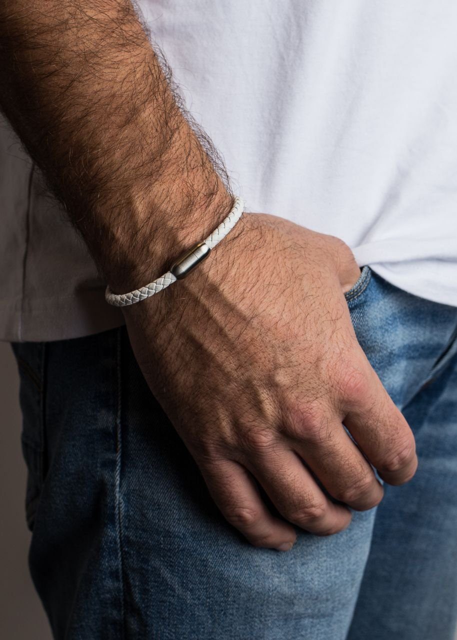 Akitsune Lederarmband Silvus Lederarmband Mattsilber - günstig online kaufen