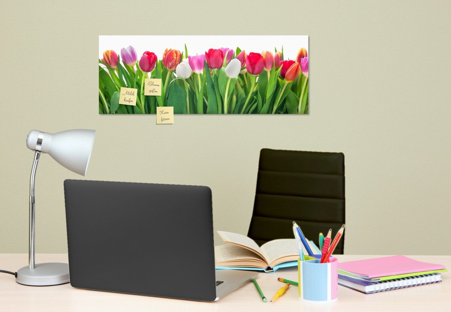 Wallario Memoboard Rote weiße und pinke Tulpen im Frühling