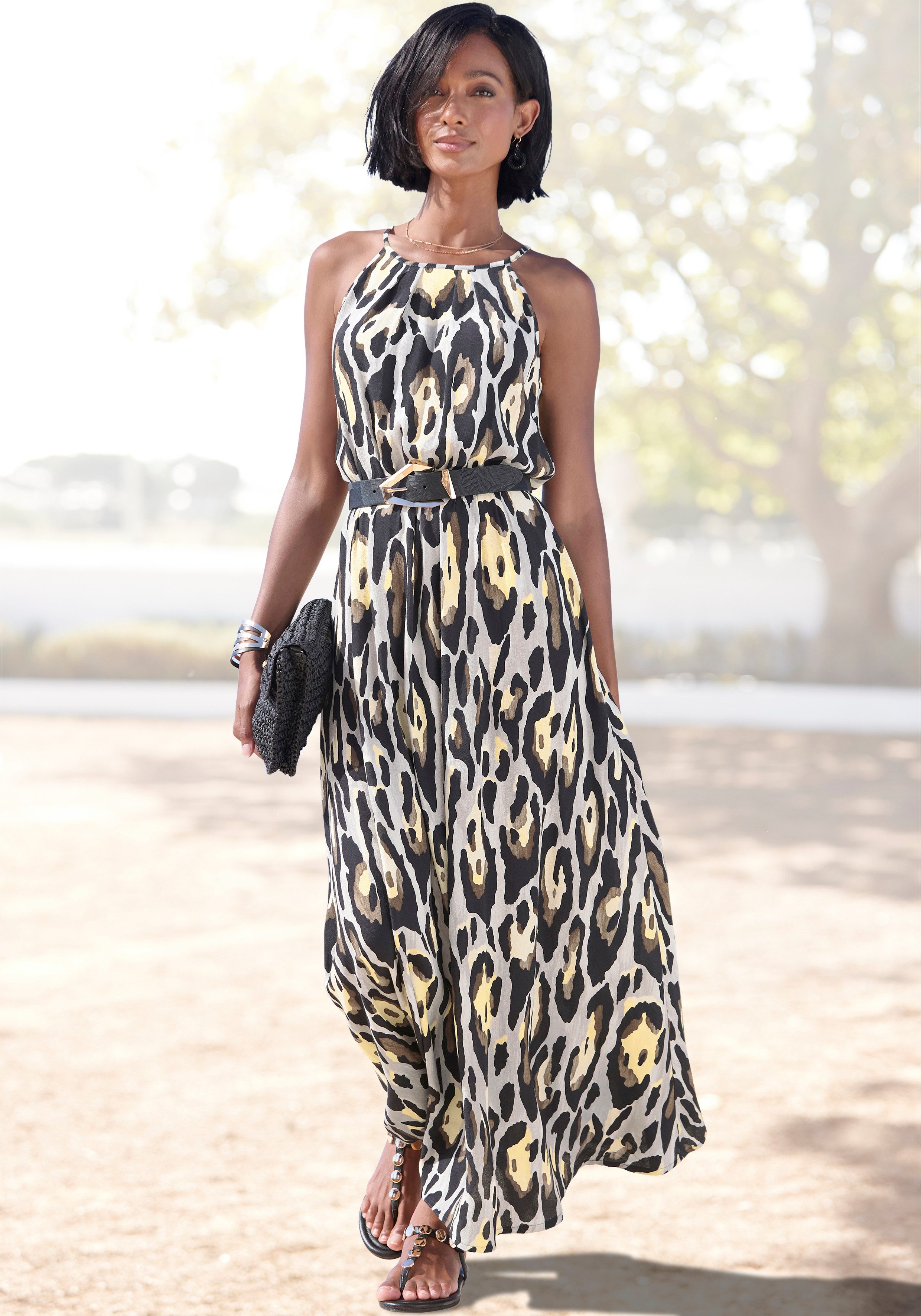 LASCANA Maxikleid mit Alloverprint und Knopfleiste hinten, aus gewebter Viskose luftiges Sommerkleid, elegantes Webkleid, casual