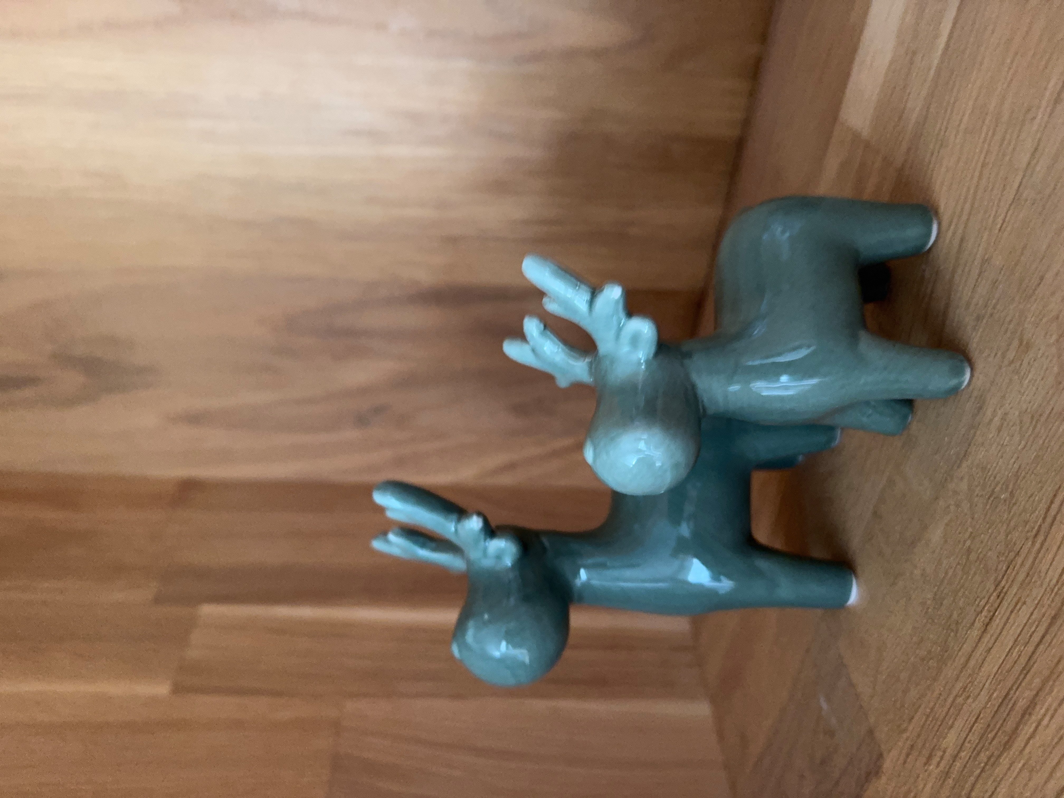 Seyila Home Dekofigur Keramik Rentier/Elch Dekofigur – Glänzende Weihnachts günstig online kaufen