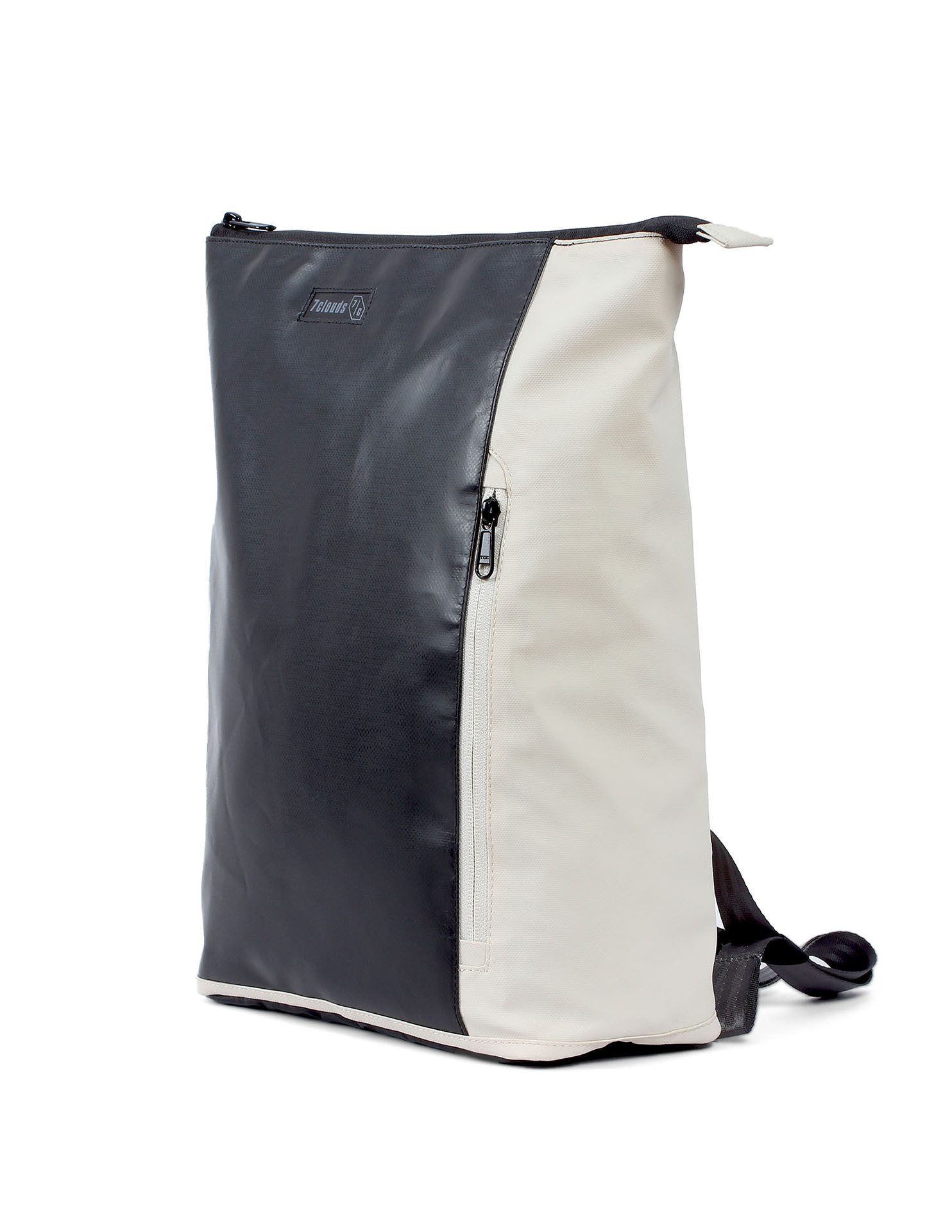 7clouds Laptoprucksack Shawi 7.1, mit recyceltem PET
