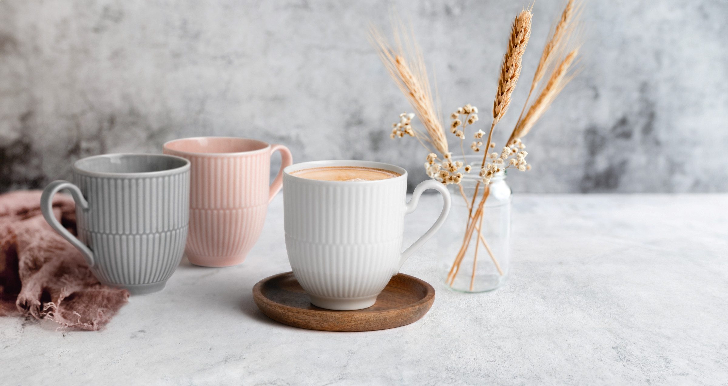 Seltmann Weiden Becher Amina, Tassen-Set 3-tlg., 3-tlg., Porzellan, Becher, Tassen-Set, besteht aus drei verschiedene Farben
