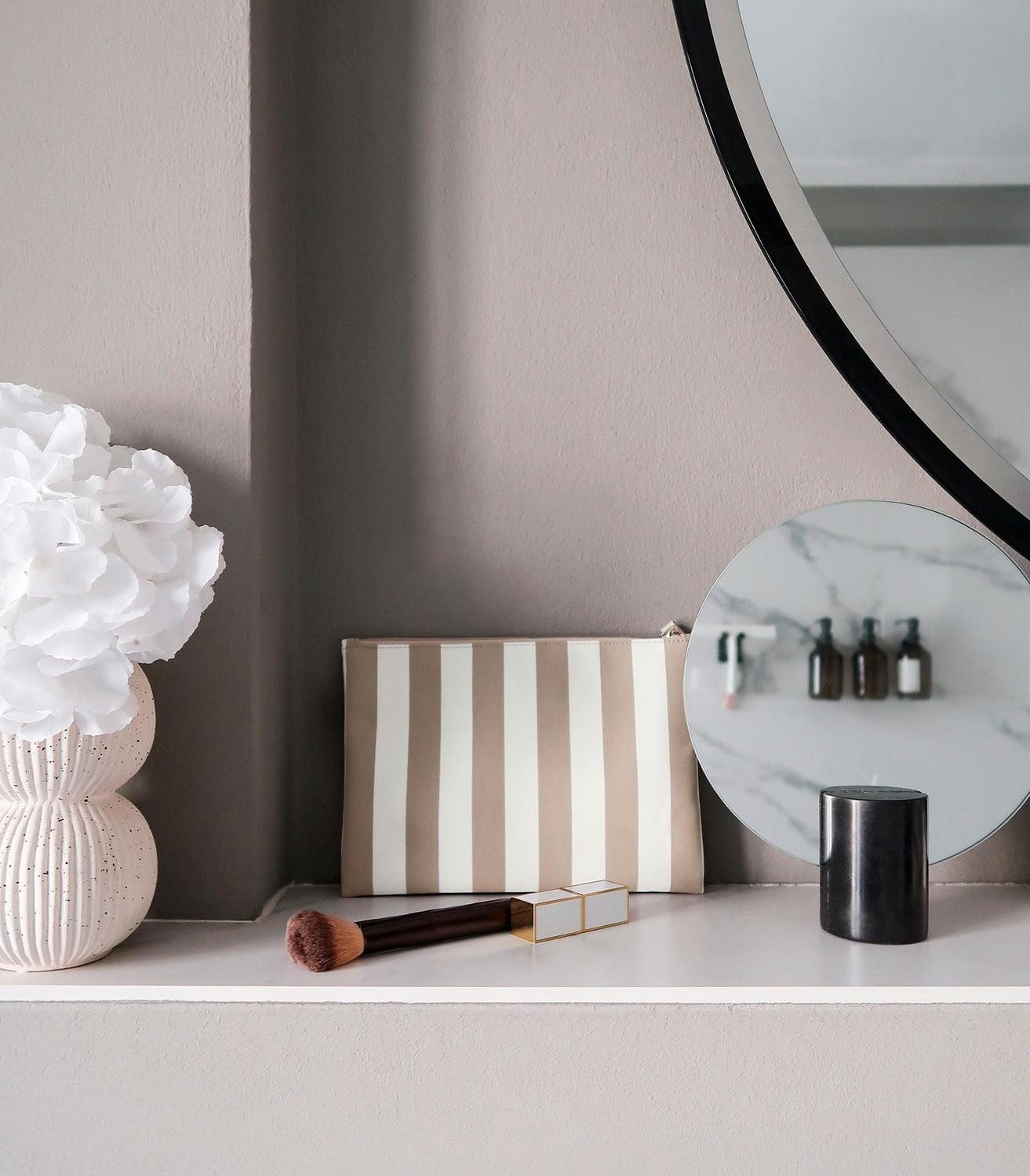 REISENTHEL® Kulturbeutel CASE SUMMERSTRIPES COFFEE, Braun, Weiß, Polyester, Wasserabweisend, 24 x 17 cm