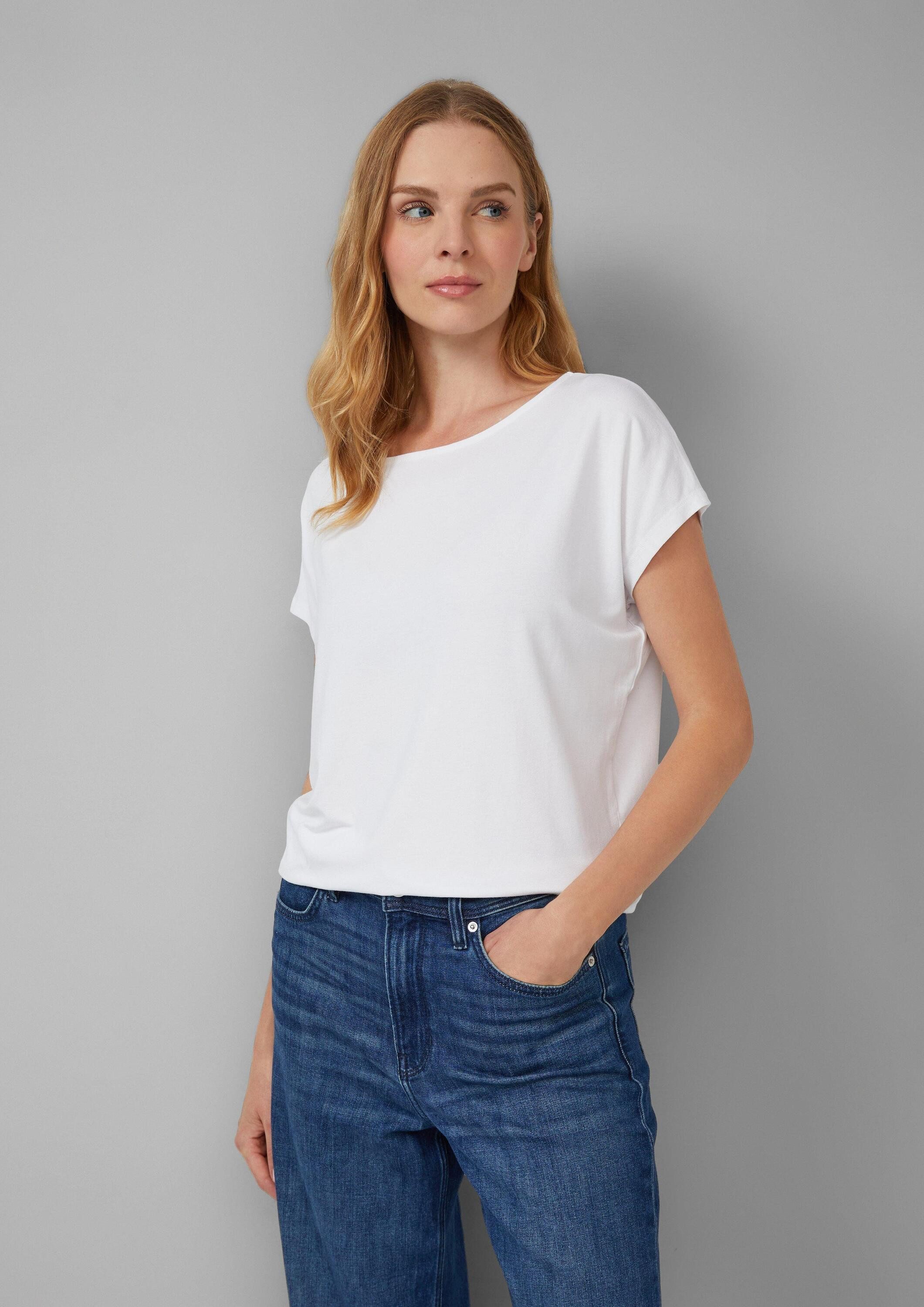 s.Oliver Kurzarmshirt T-Shirt Fließendes Jersey-Shirt mit überschnittenen Schultern