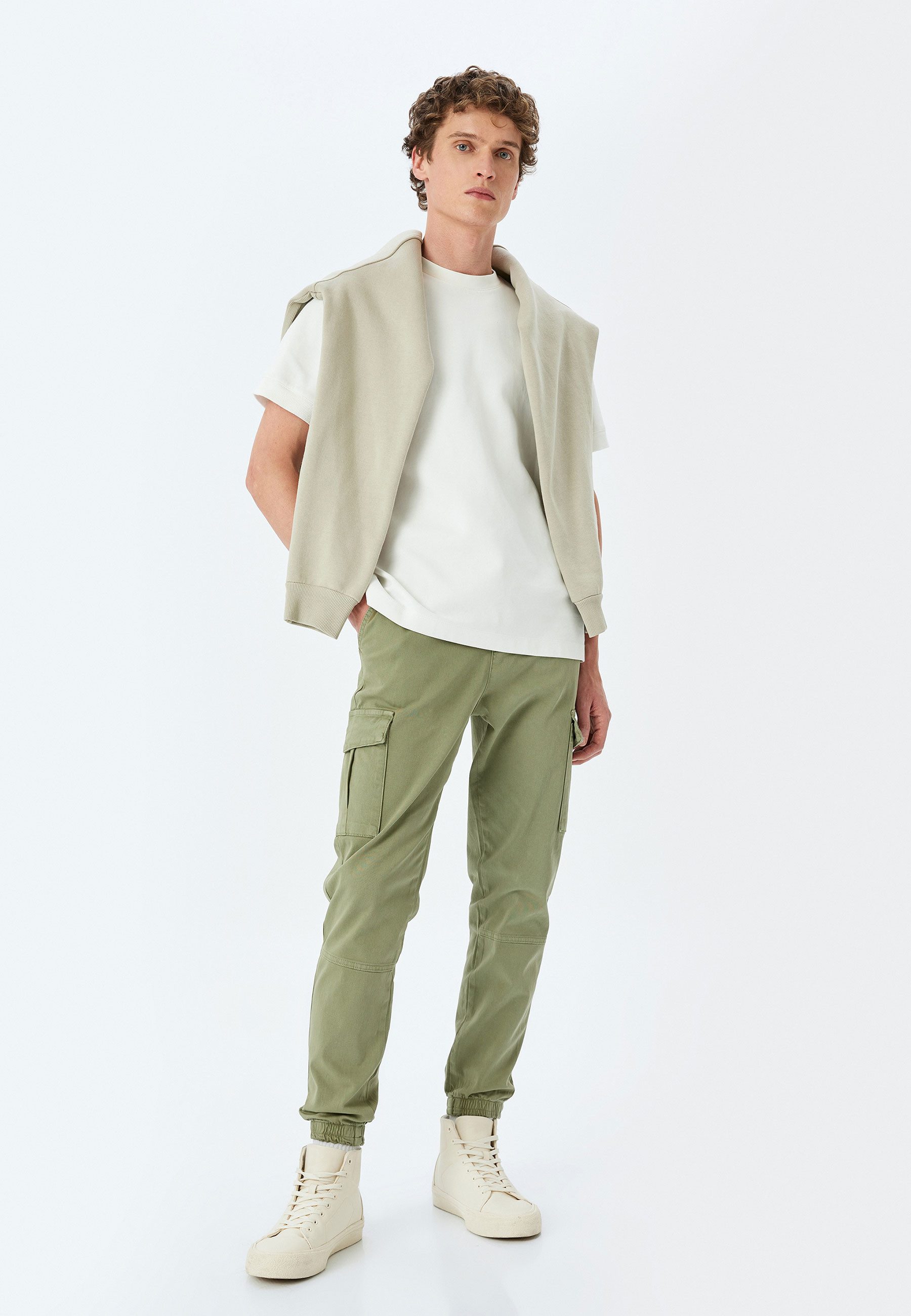 Koton Stoffhose Koton Kargo-Jogginghose Aus Baumwolle