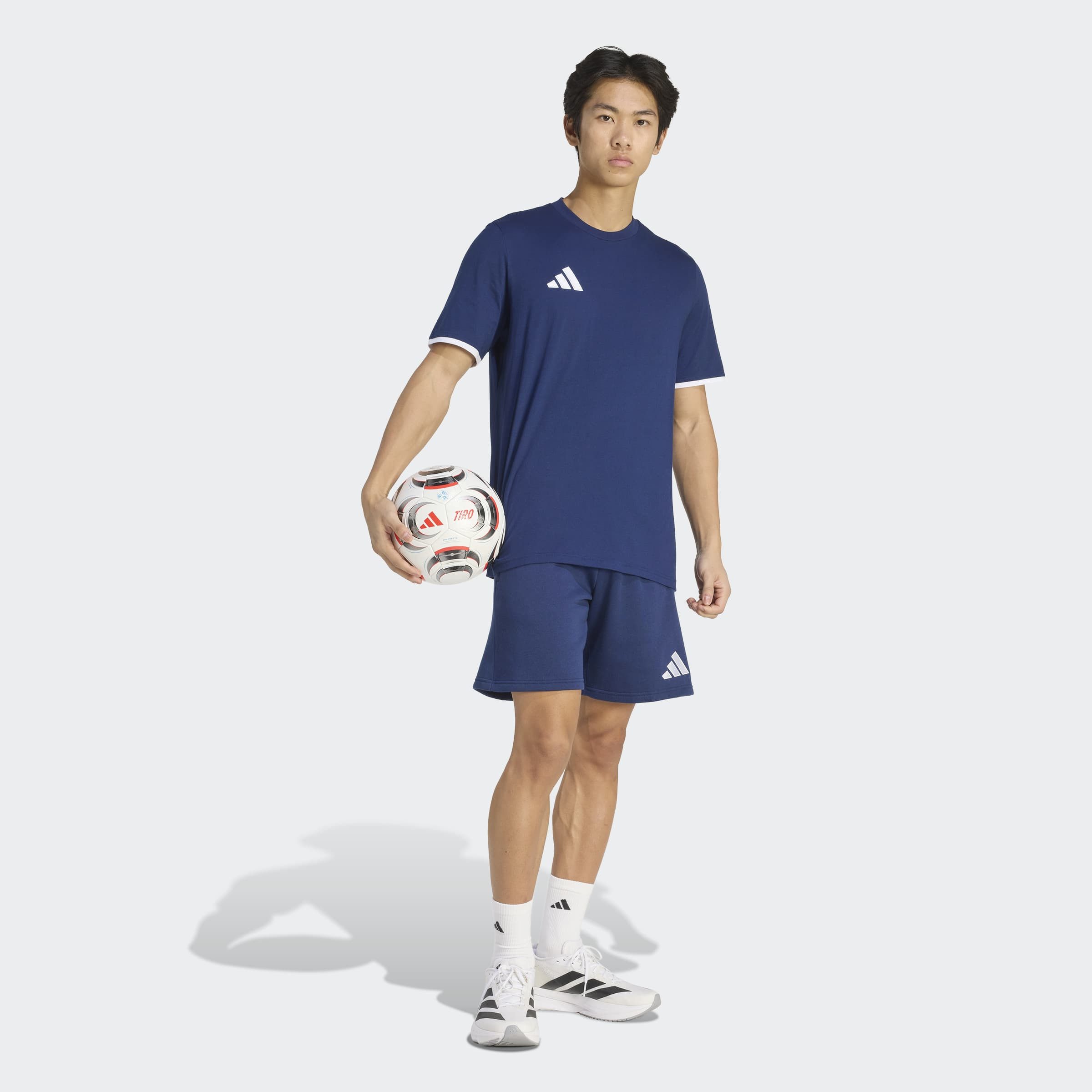 adidas Performance Trainingsshirt ENTRADA26 für Fußball und Freizeit, sportlicher Stil, Single Jersey Material