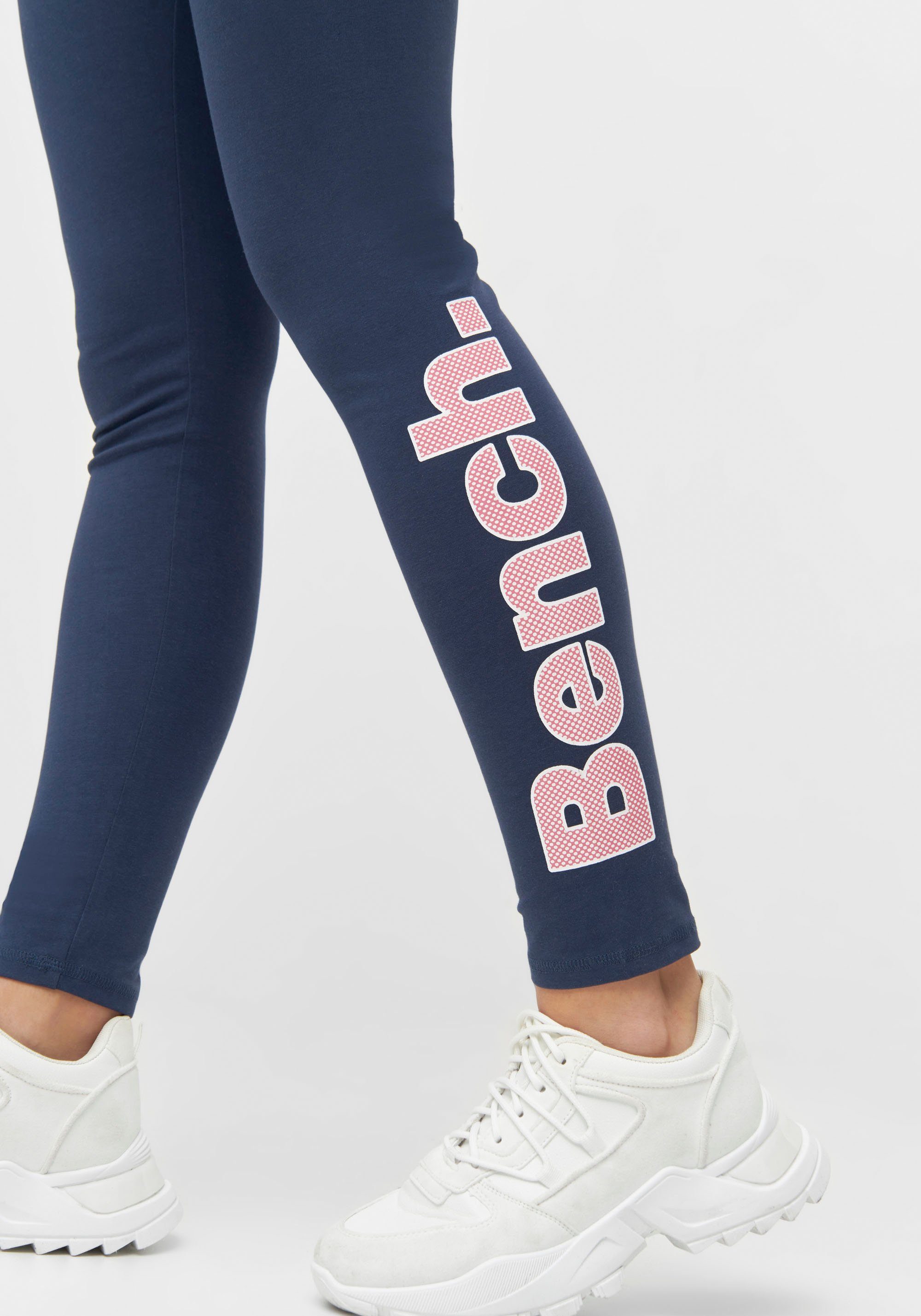 Bench. ELIRA NAVY Logoschriftzug Leggings mit