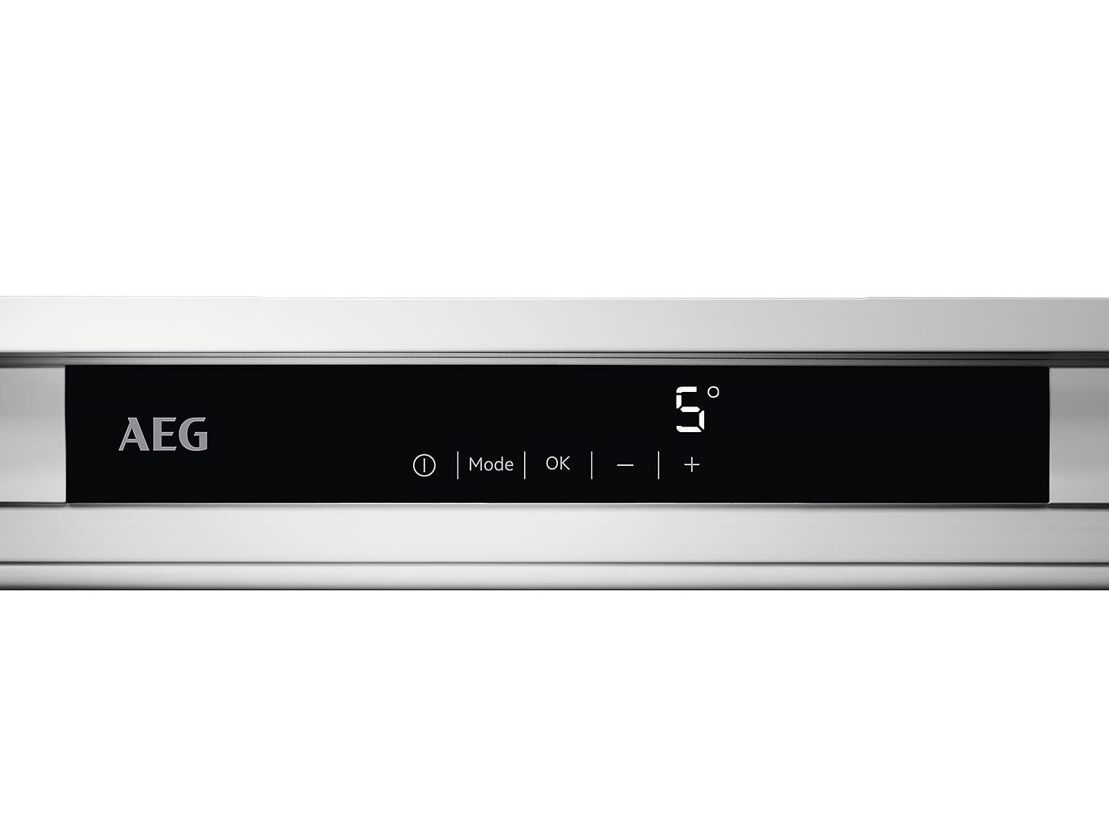 AEG Einbaukühlschrank 923585024, 0.0 cm hoch, integrierbar