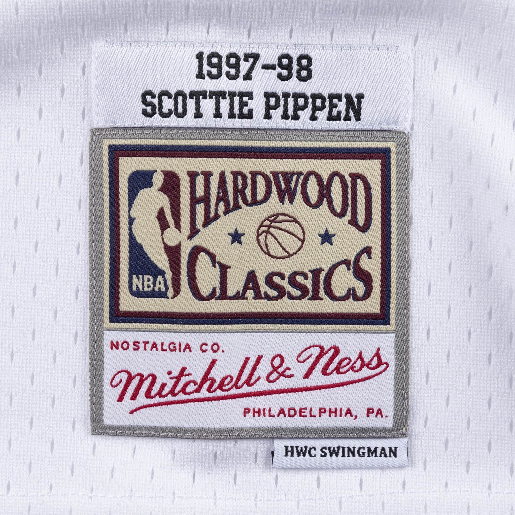 Mitchell & Ness Basketballtrikot HWC Chicago Bulls Home 1997-98 Scottie Pippen