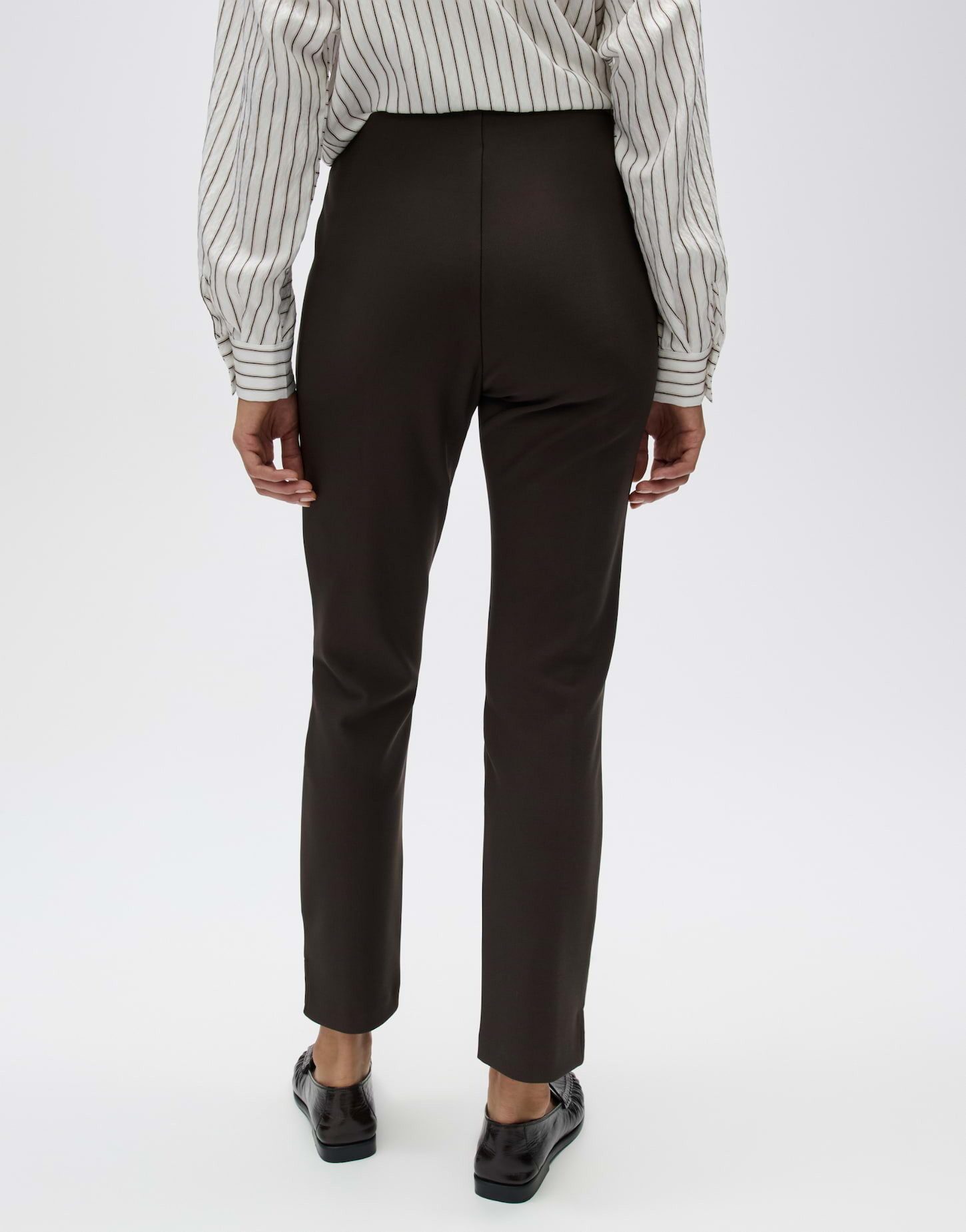 OPUS Schlupfhose Elvina night aus pflegeleichtem Material Elastischer Gummibund für einen entspannten Sitz im Alltag – Bild 3 von 5