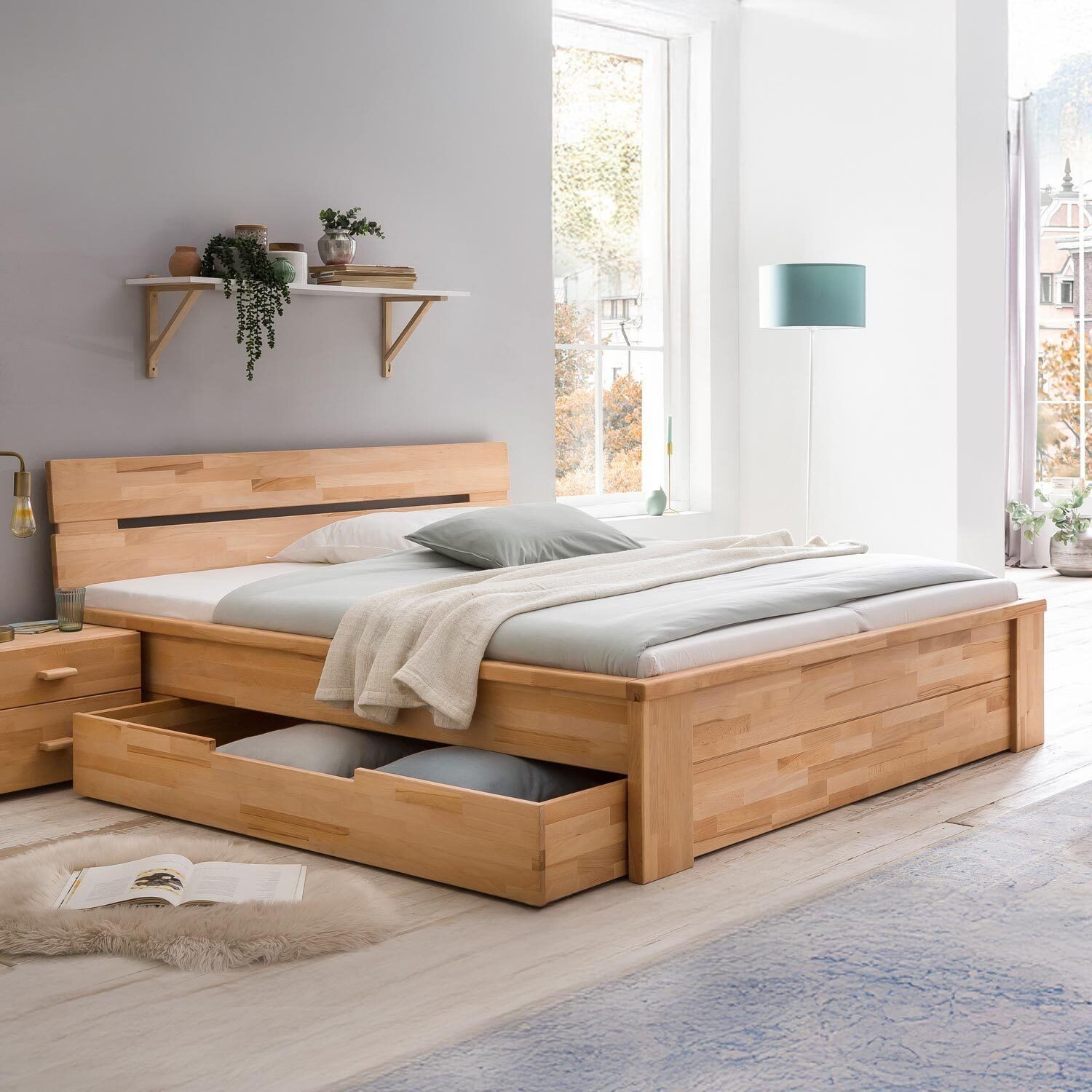 HOMELIV. Bettgestell HOMELIV. Bett Tamira 180x200 cm Kernbuche Massivholz mit Schubkasten