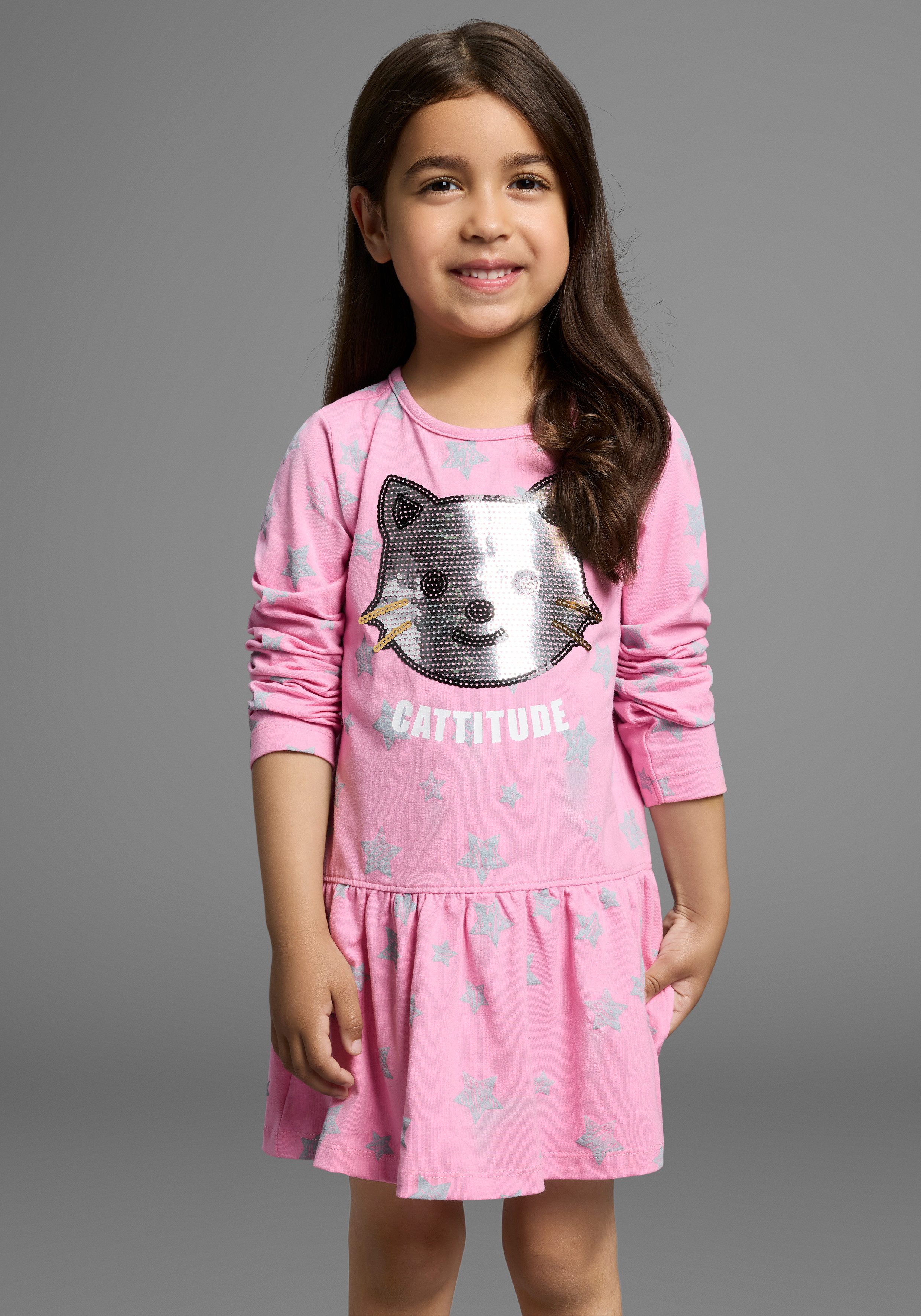 KIDSWORLD Jerseykleid Kleid mit Pailletten Shirtkleid mit süßer Paillettenapplikation
