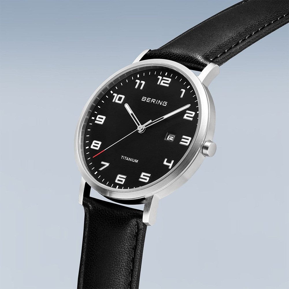 Bering Quarzuhr Bering Titanium silber gebürstet 18640-402 18640-402, Hochwertiges Produkt mit zeitlosem Design, sorgfältiger Verarbeitung