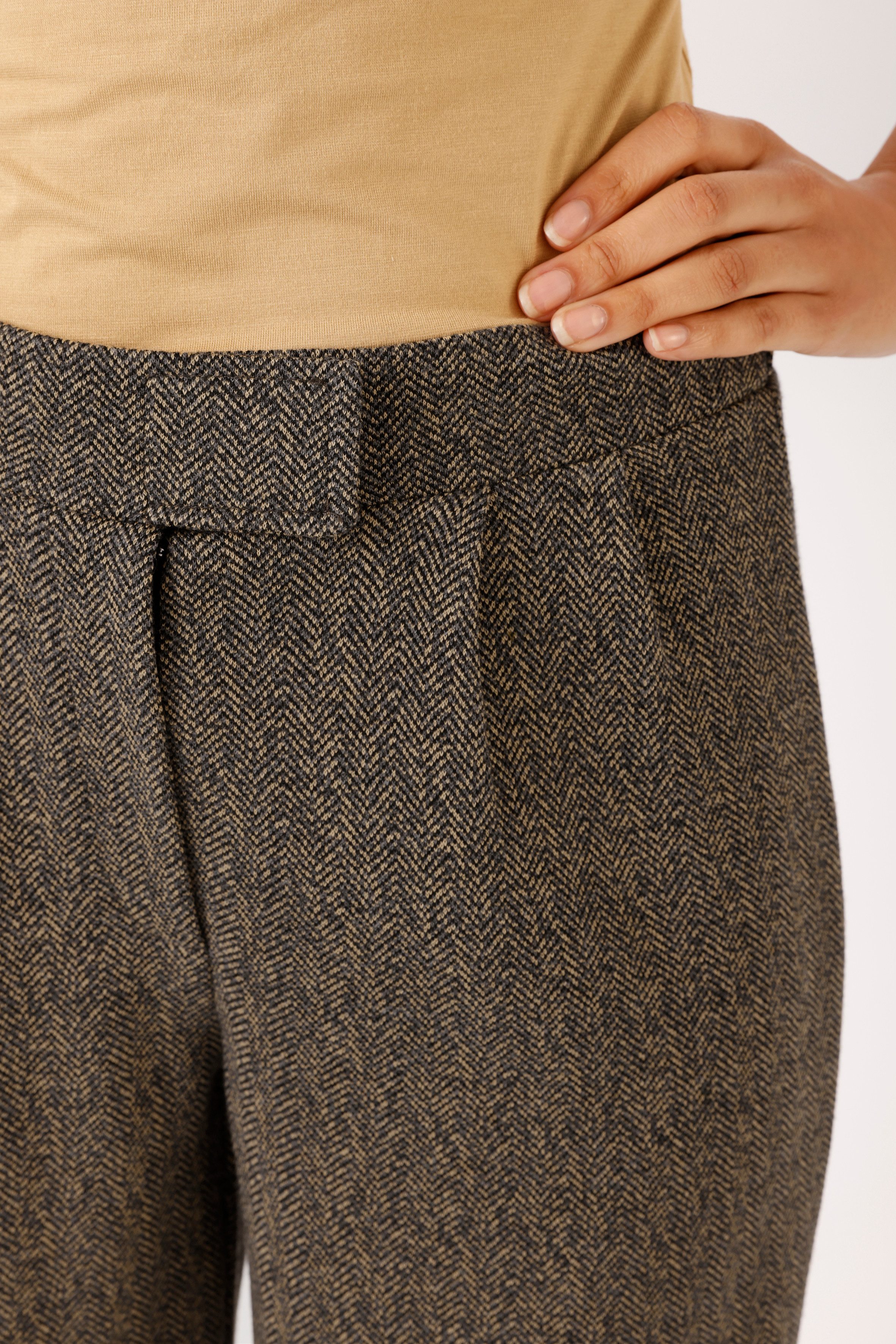Aniston CASUAL Anzughose im dezenten Zick-Zack-Muster - NEUE KOLLEKTION