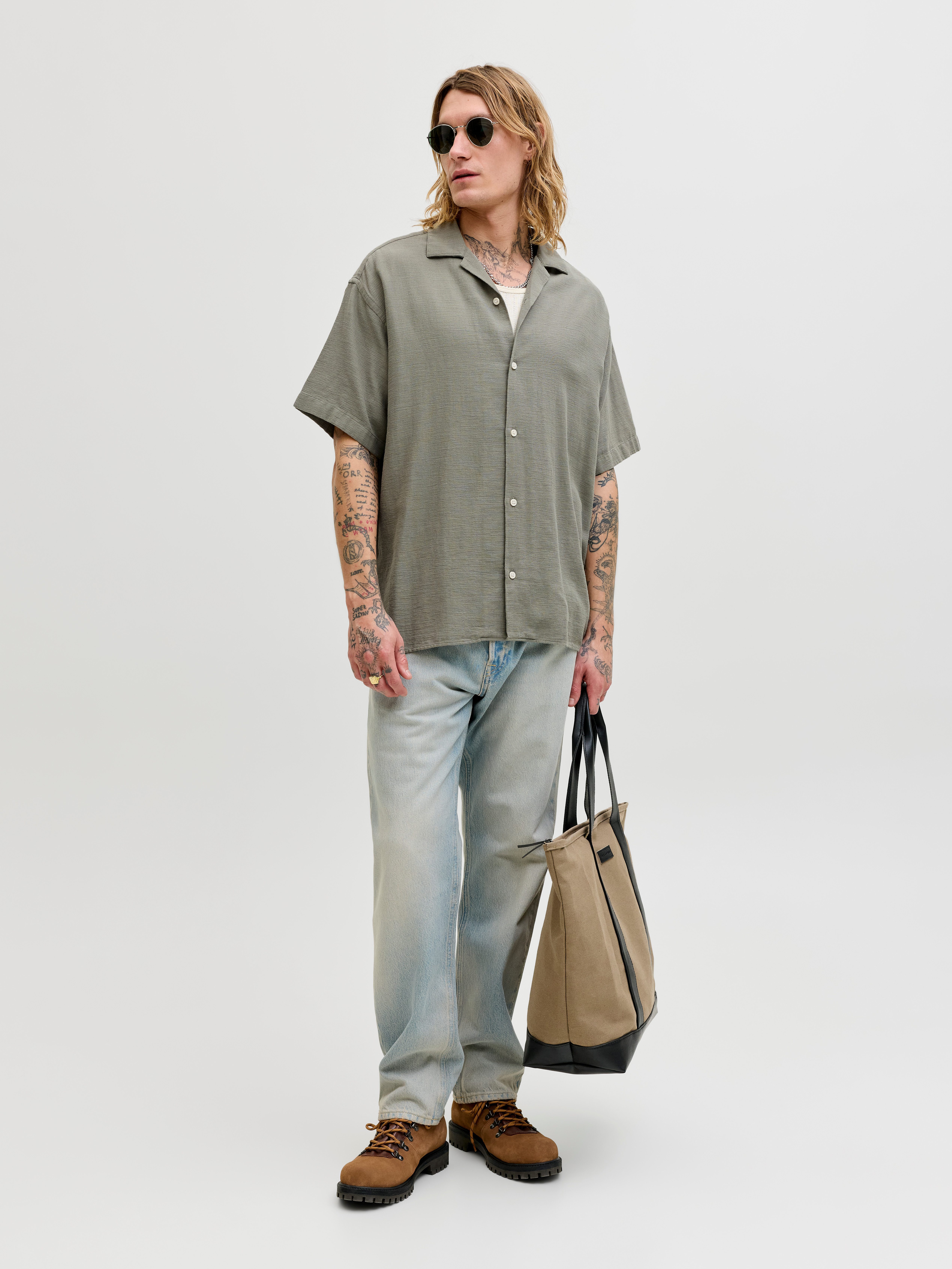 Jack & Jones Kurzarmhemd JJELIAM RESORT SHIRT SS SN Baumwolle, loose fit – Bild 5 von 5