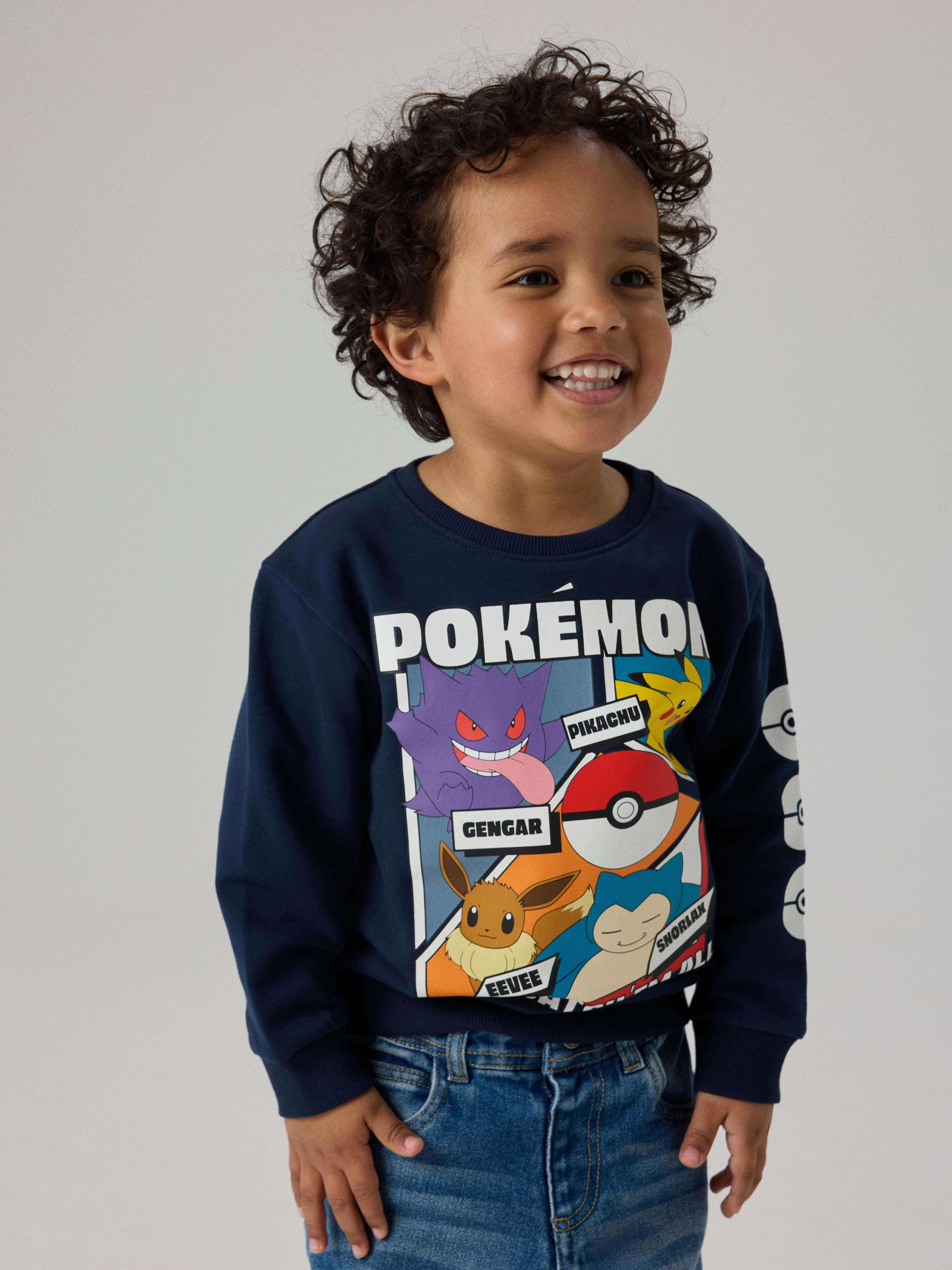 Name It Sweatshirt NMMSIBO POKEMON NREG SWEAT BRU NOOS BFU Baumwollmischung, regular fit, mit Pokemon Druck