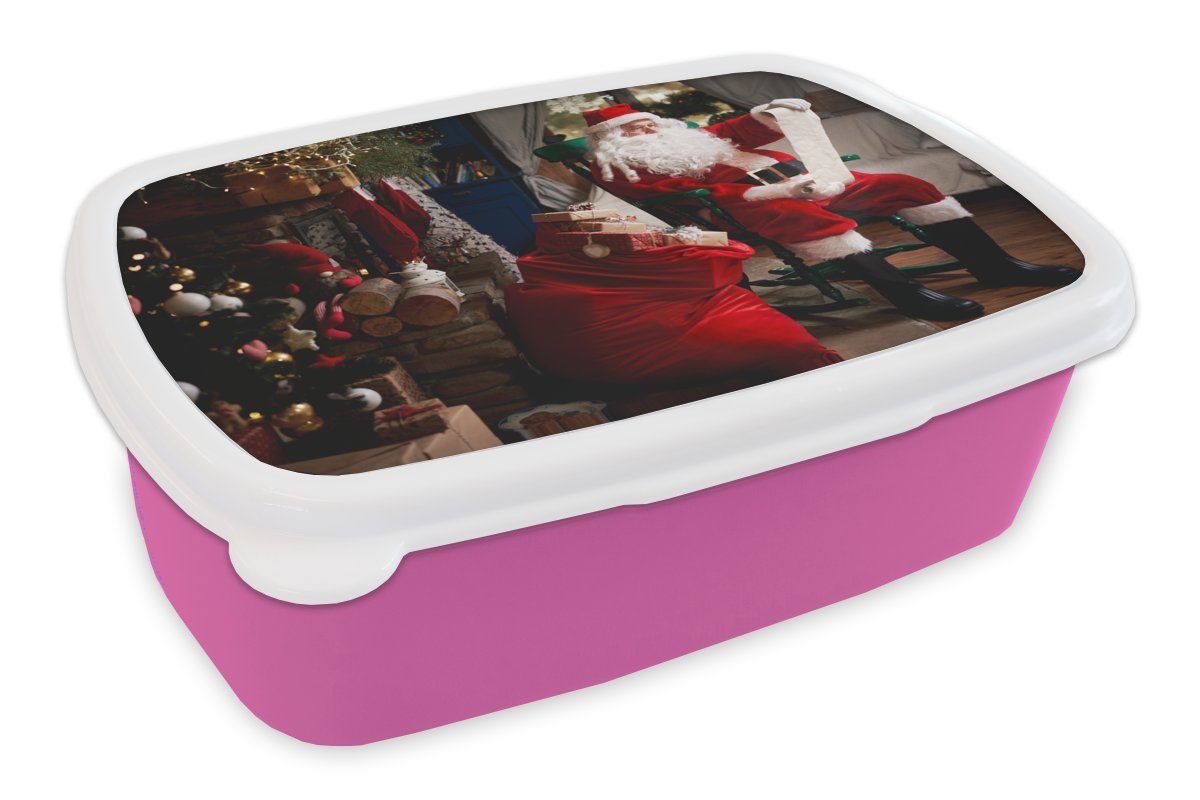 MuchoWow Lunchbox Der Weihnachtsmann sitzt auf einem Stuhl mit einem Sack voller, Kunststoff, (2-tlg), Brotbox für Erwachsene, Brotdose Kinder, Snackbox, Mädchen, Kunststoff rosa