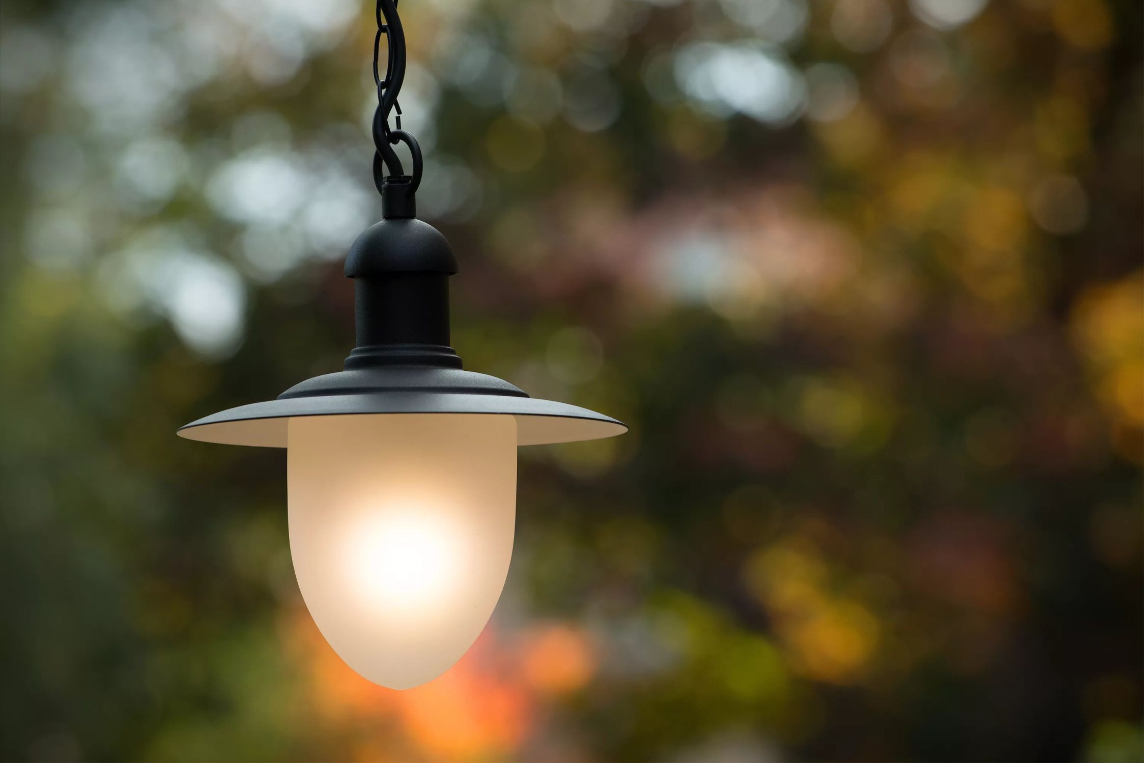 Licht-Erlebnisse Außen-Deckenleuchte SOLU, ohne Leuchtmittel, Metall Glas E27 IP44 Ø 25 cm rund H: max. 78 cm Schwarz Weiß