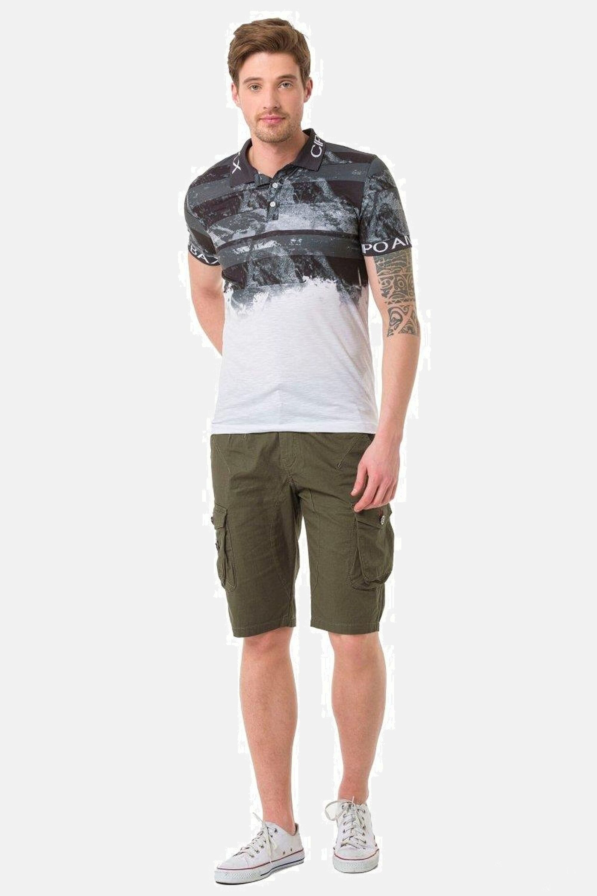 Cipo & Baxx Jeansbermudas Bermuda & Short mit praktischen Beintaschen, CK265