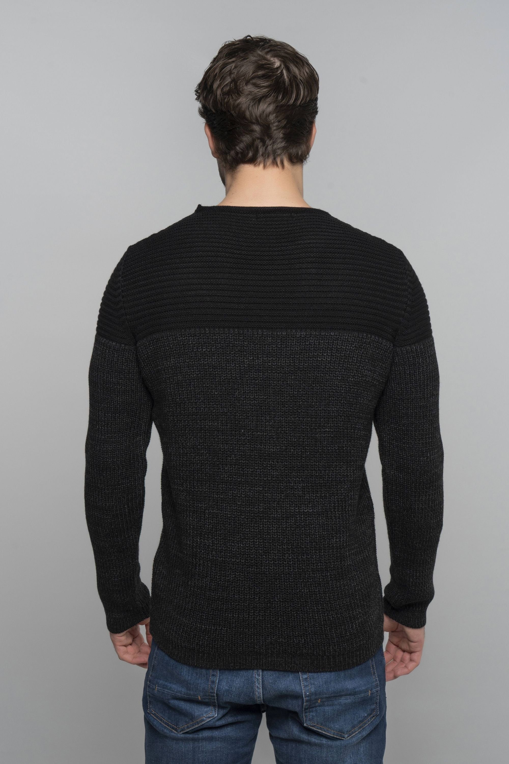 CARISMA Rundhalspullover mit Logopatch