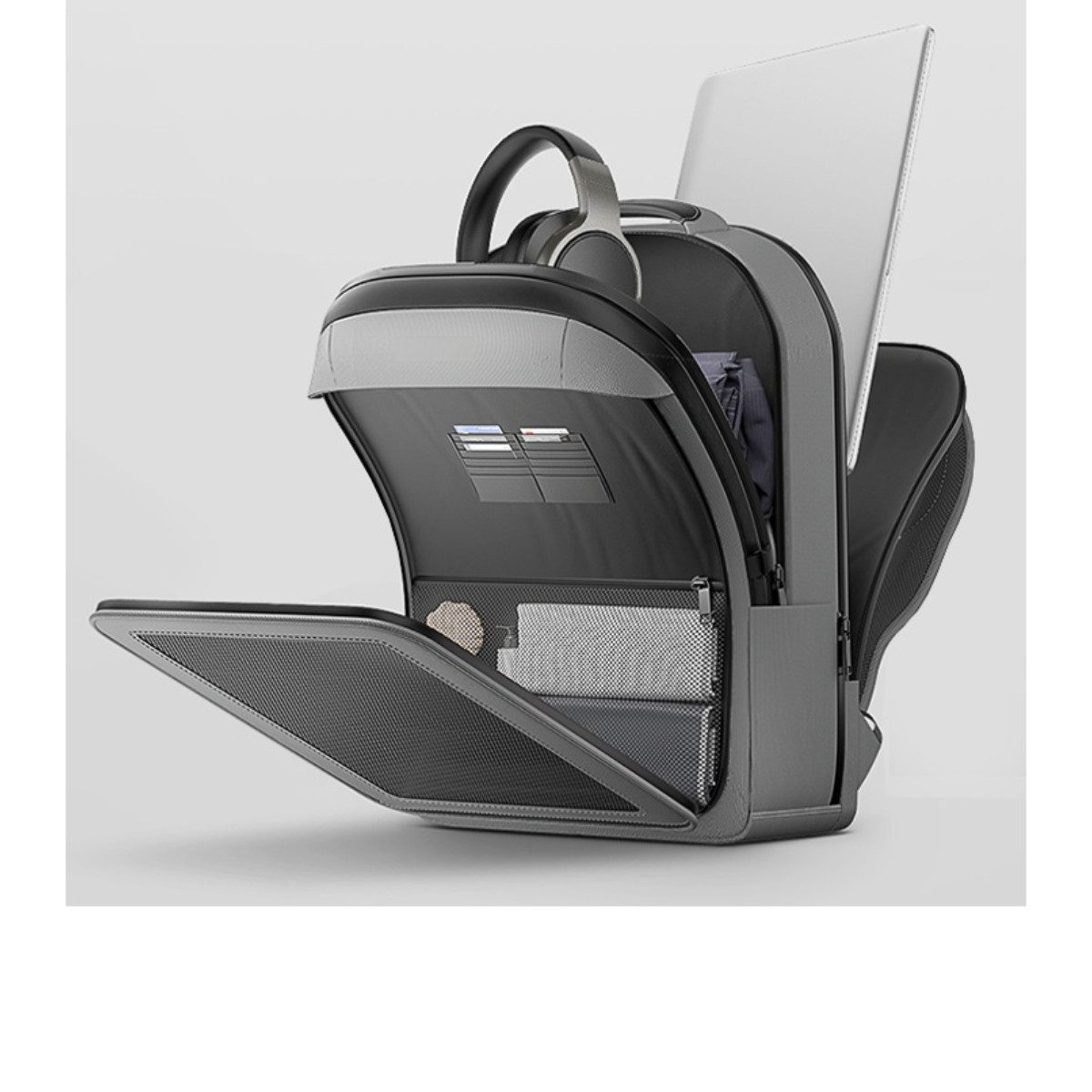Platinet Wanderrucksack PTOSB30W, 30-W-Solarpanel mit USB-A und USB-C