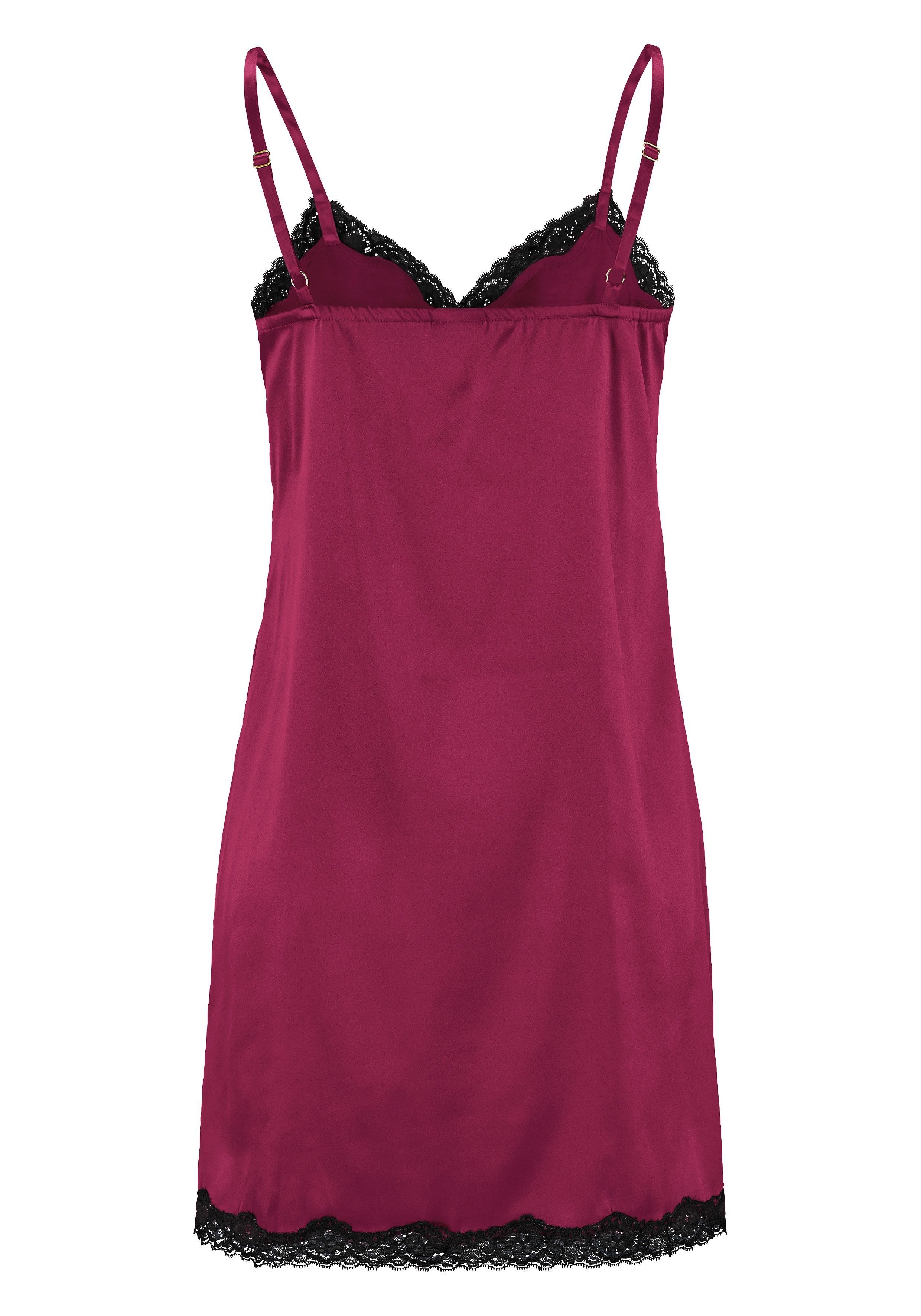 LASCANA Negligé (1-teilig) aus edlem Satin-Stretch mit verführerischer Spitze