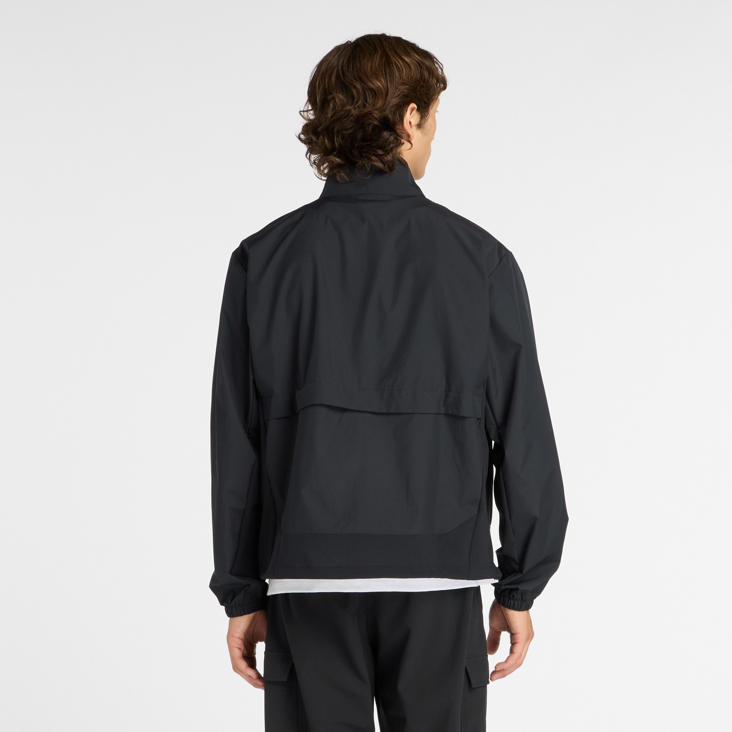 New Balance Laufjacke FAST DAYS JACKET feuchtigkeitsableitendes Material, mit Bewegungsfreiheit