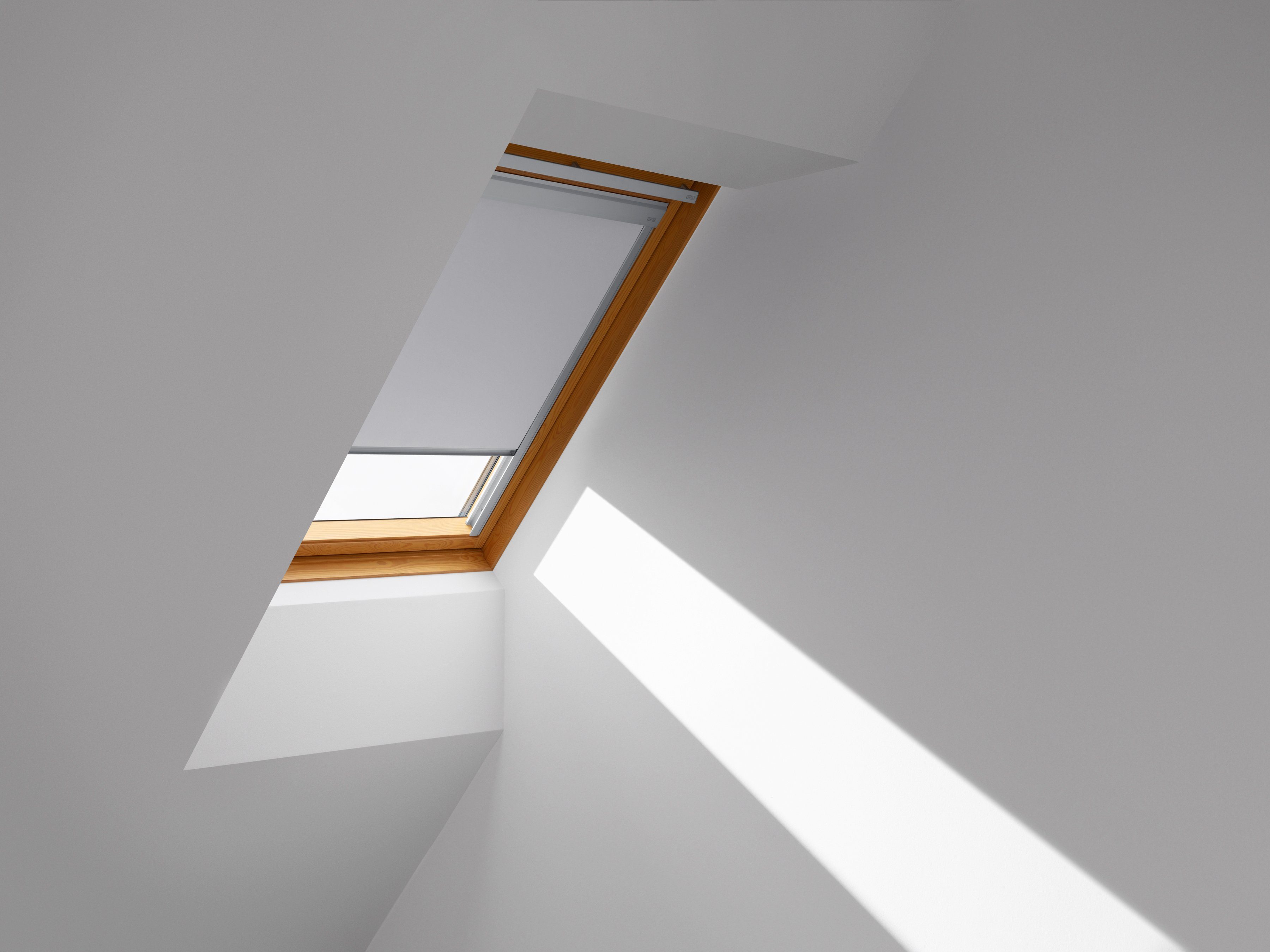 verschraubt VELUX, U08 DBL Dachfensterrollo 4204, verdunkelnd,