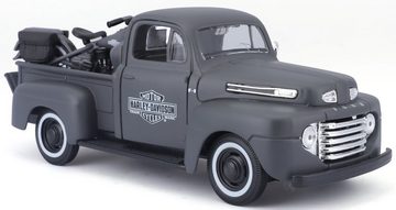 Maisto® Sammlerauto Ford F1 ´48, Maßstab 1:24, inklusive Harley-Davidson WLA Flathead