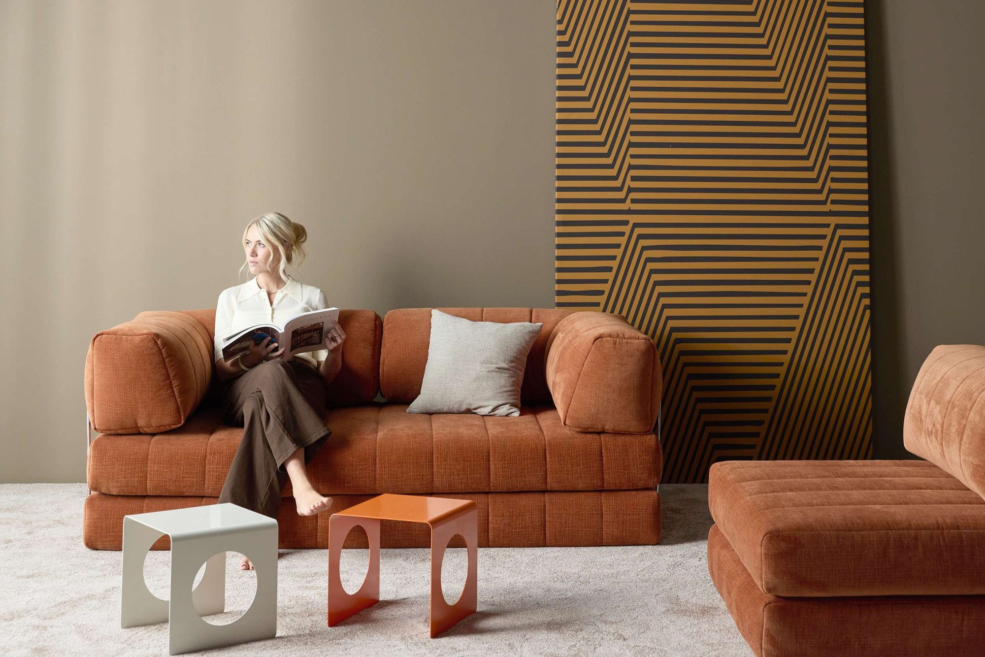 INNOVATION LIVING ™ Schlafsofa Cozypad C02 - Modulsofa mit Daybed-Funktion – umklappbar, Mehr Komfort, mehr Platz zum Entspannen und flexibel anpassbar