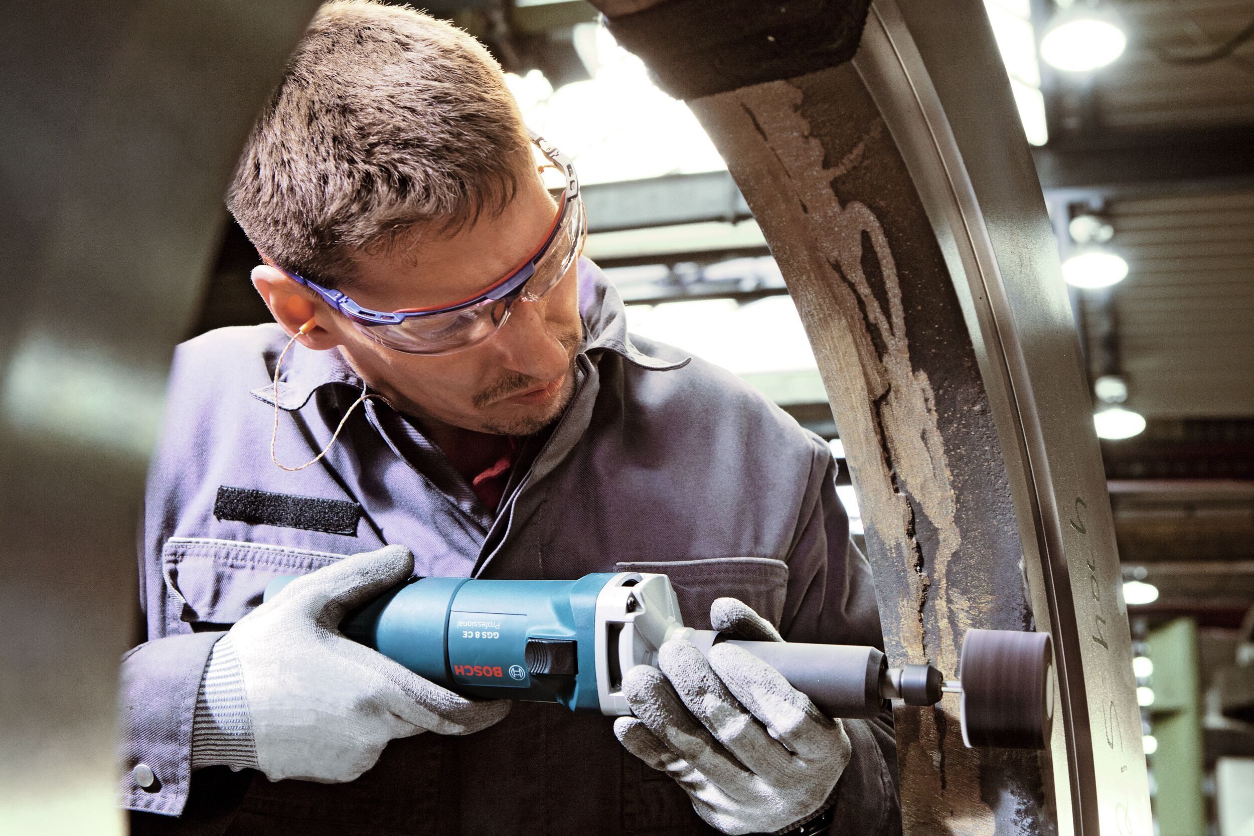 Bosch Professional Geradschleifer GGS 8 CE, max. 8000 U/min, Mit 750 Watt Motor - im Karton