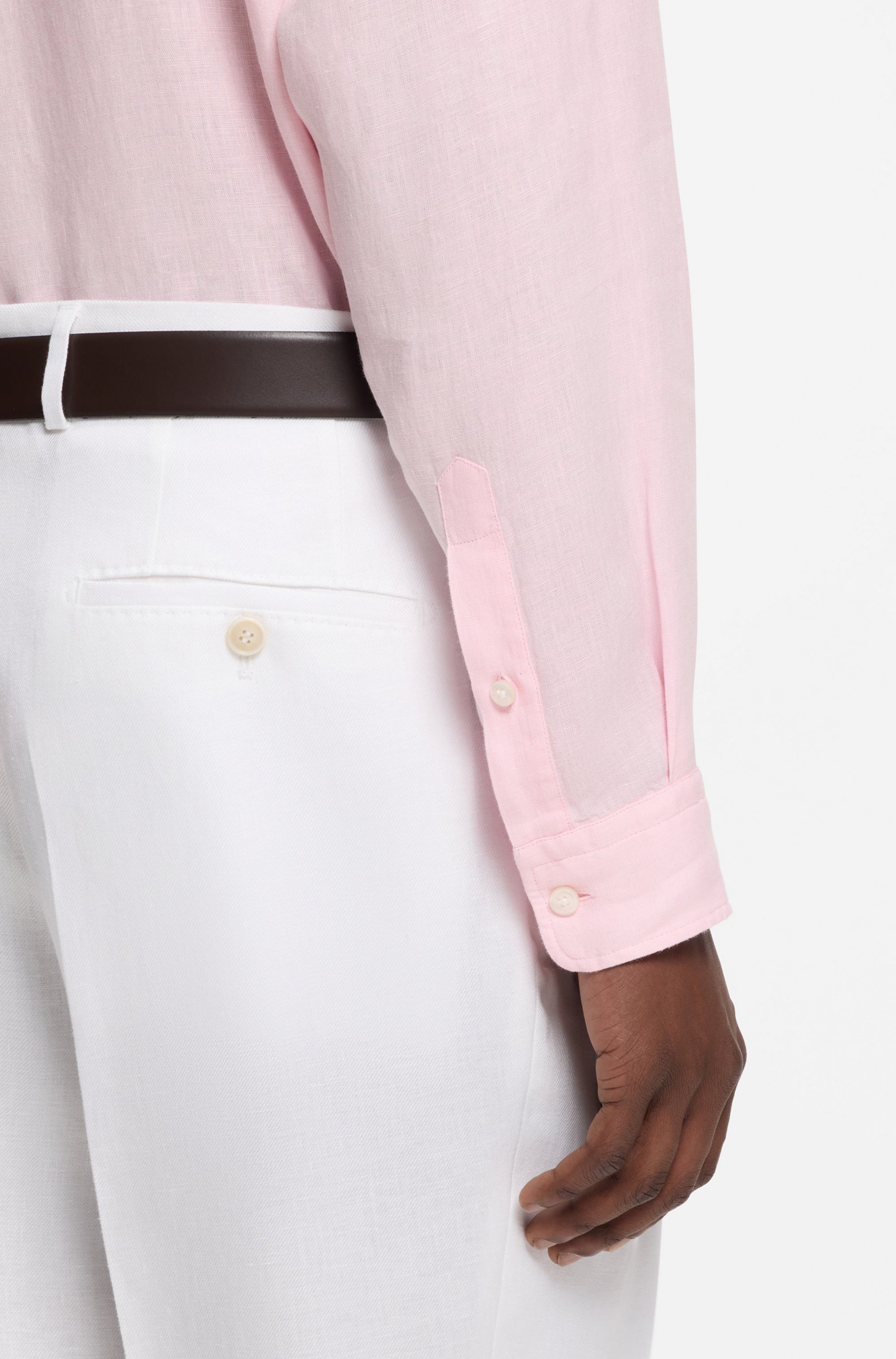 BOSS Leinenhemd LIAM 100% Leinen mit Button-Down-Kragen, regular fit