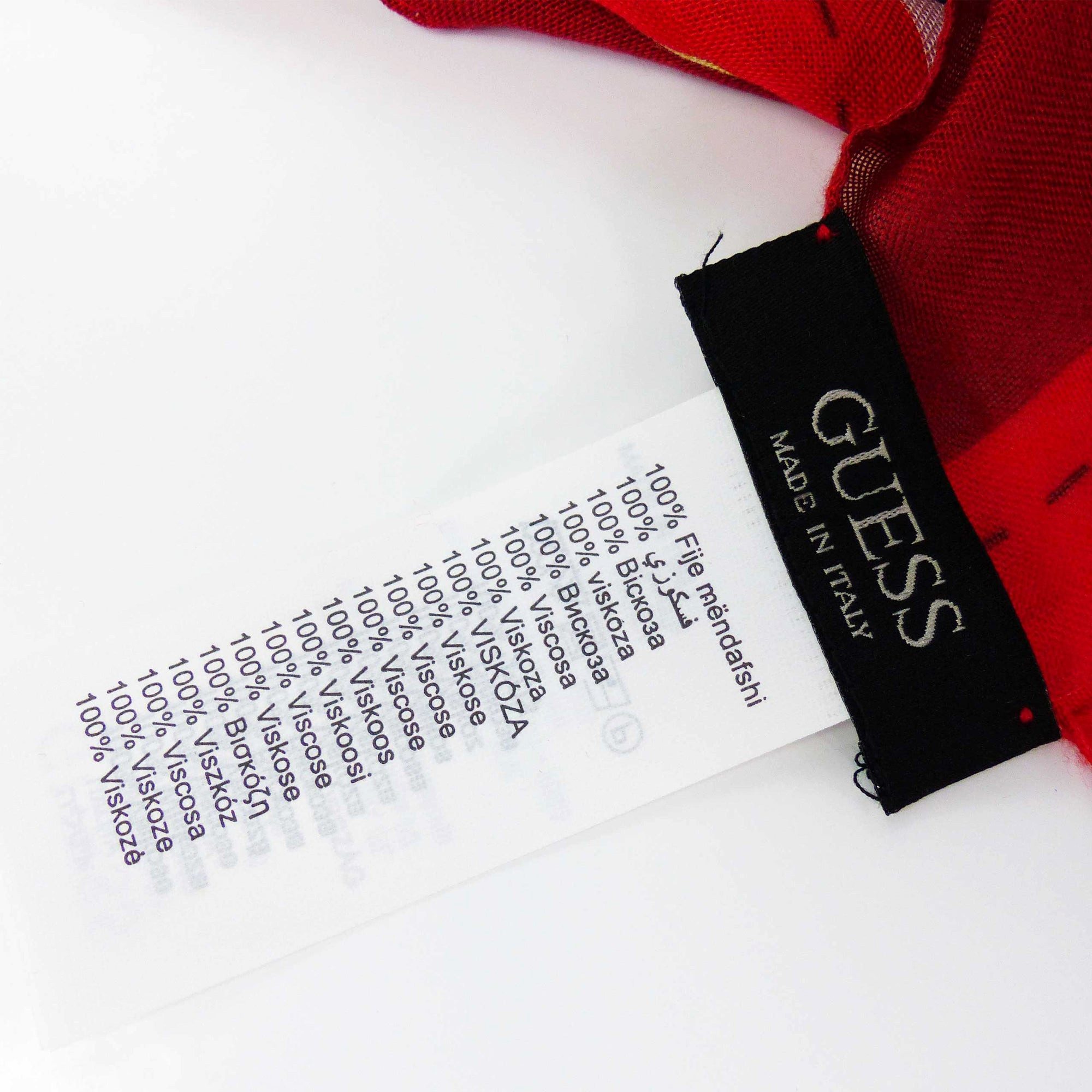 Guess Schal Kefiah Modeschal Scarf