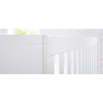 Lomadox Babyzimmer-Komplettset RIJEKA-134, (3-St), inkl. Kleiderschrank, Bett, Kommode mit Wickelaufsatz in weiß edelmatt