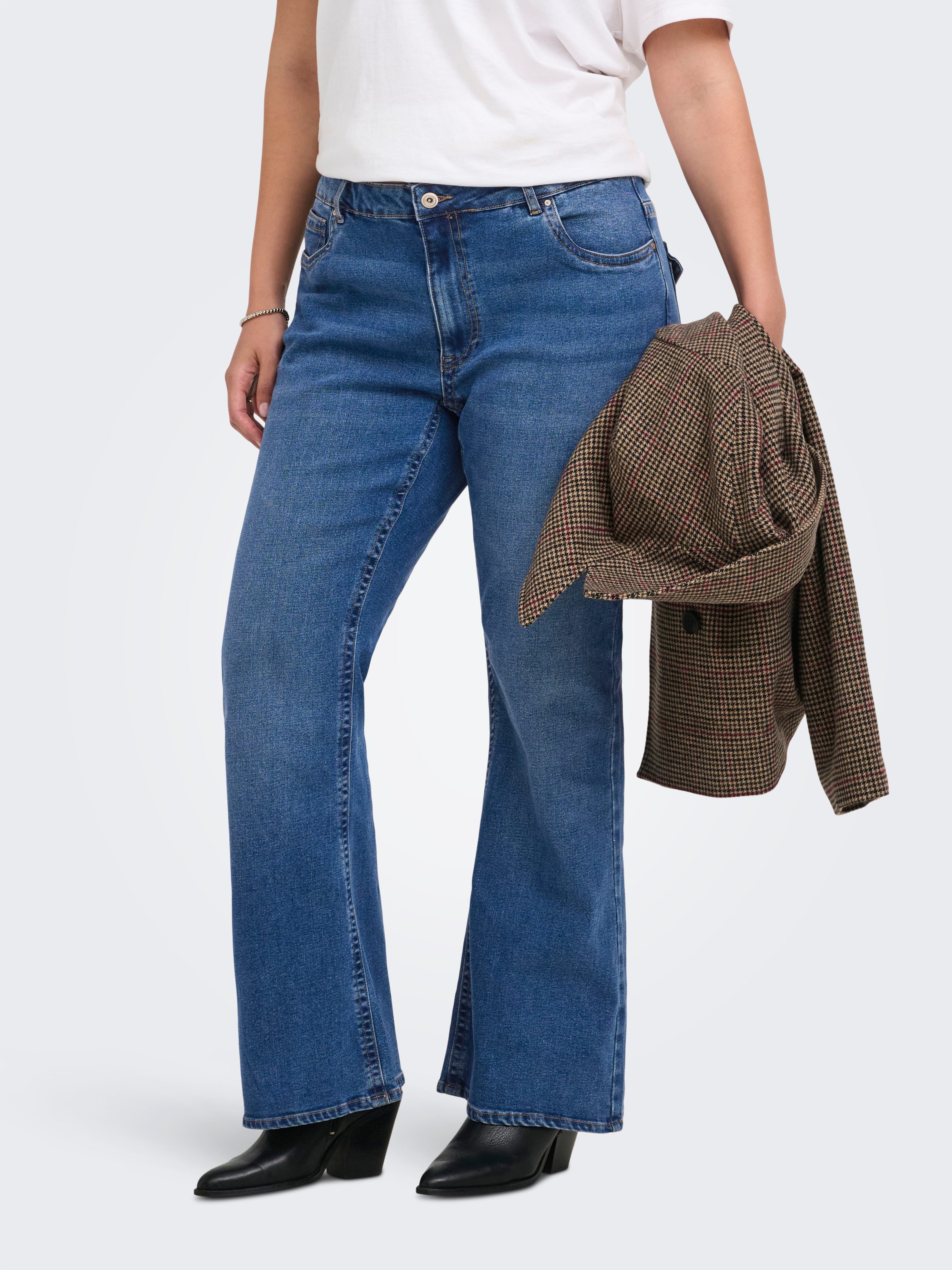 ONLY CARMAKOMA Bootcut-Jeans CARPHOEBE REG BACK POC FLA PIM852 NOOS Baumwollmischung, Regular Waist