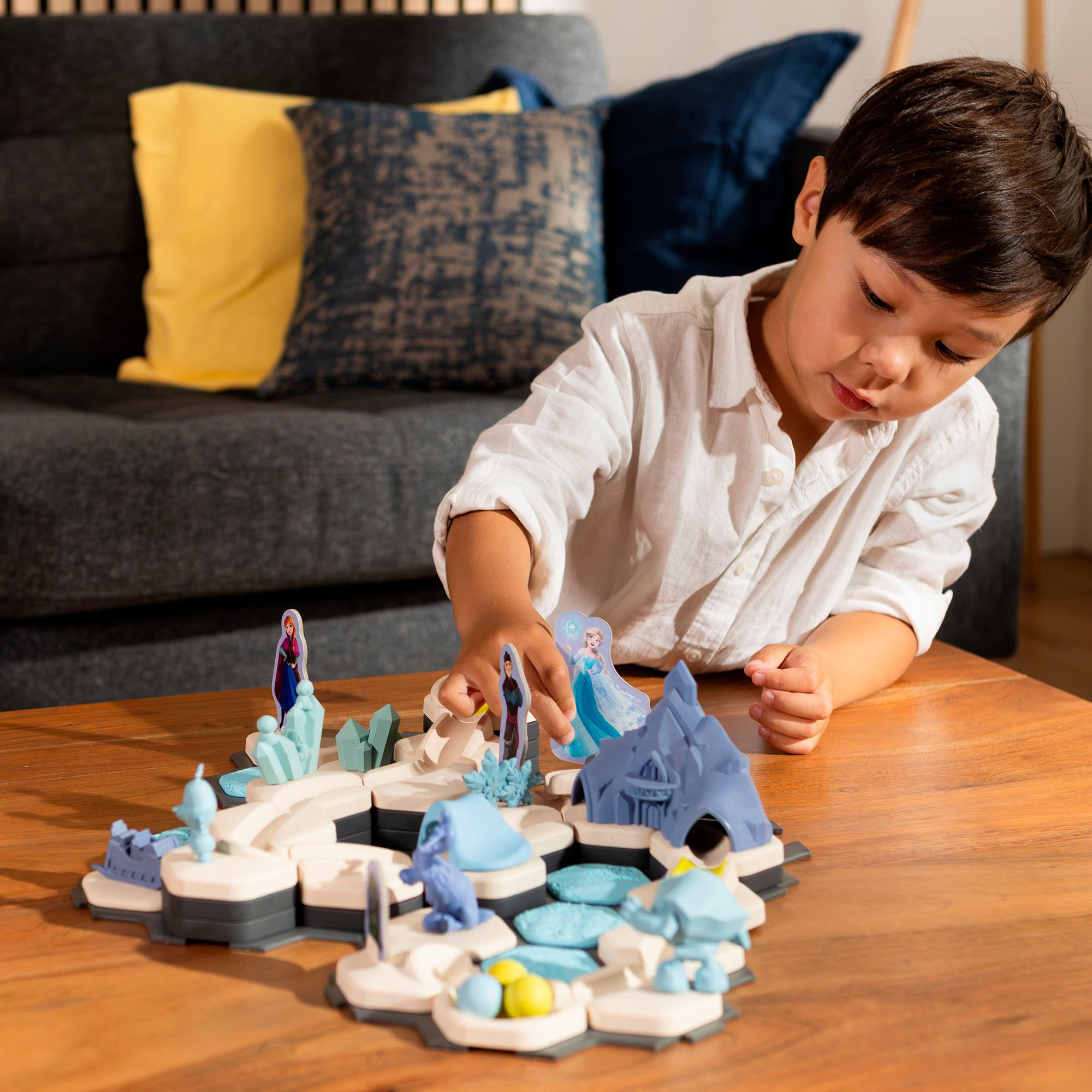 Ravensburger Kugelbahn-Bausatz GraviTrax Junior Starter Set Disney Frozen, Made in Germany