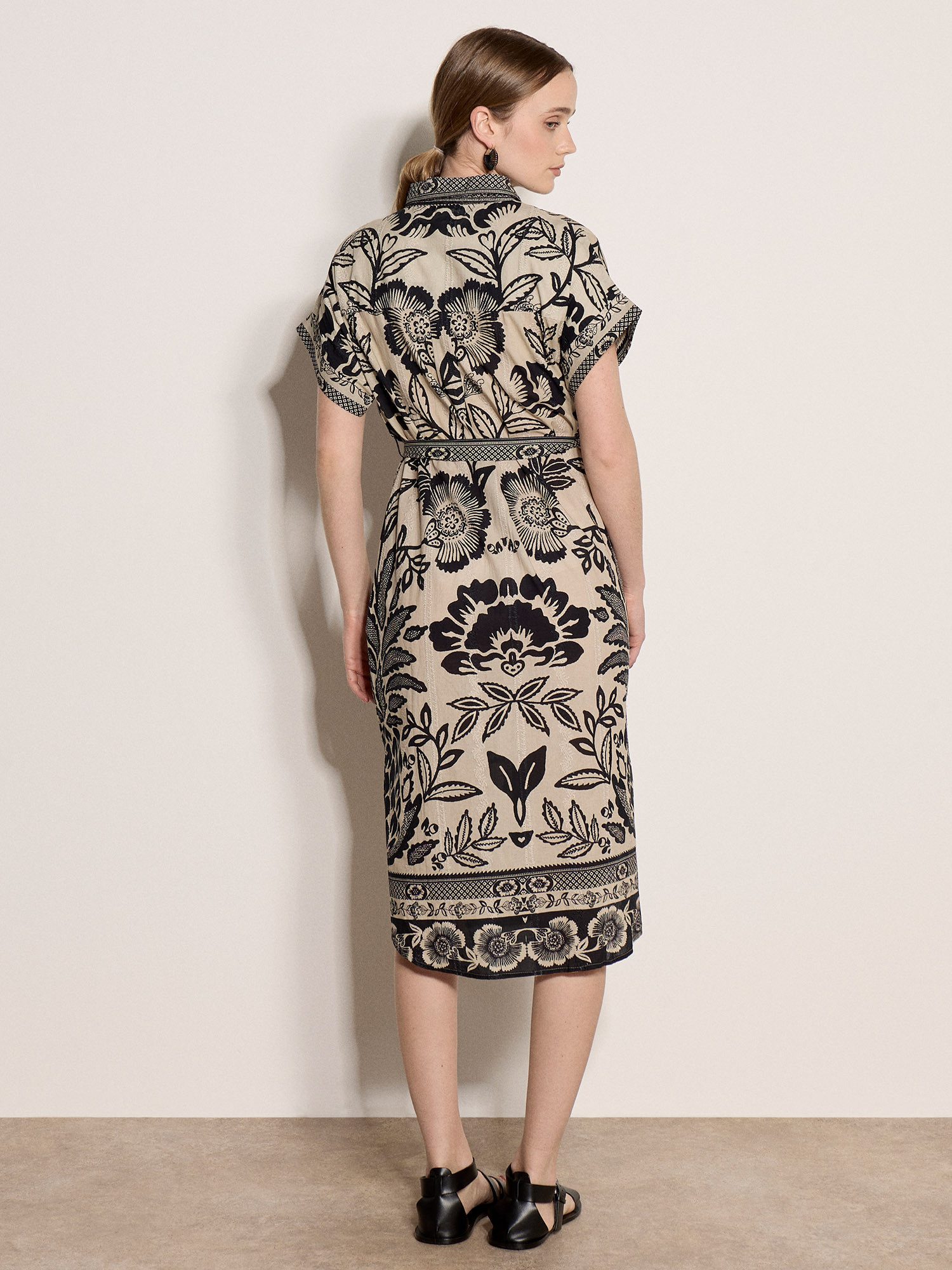 Apricot Midikleid Midi-Kleid mit Blumen- und Ananas-Print