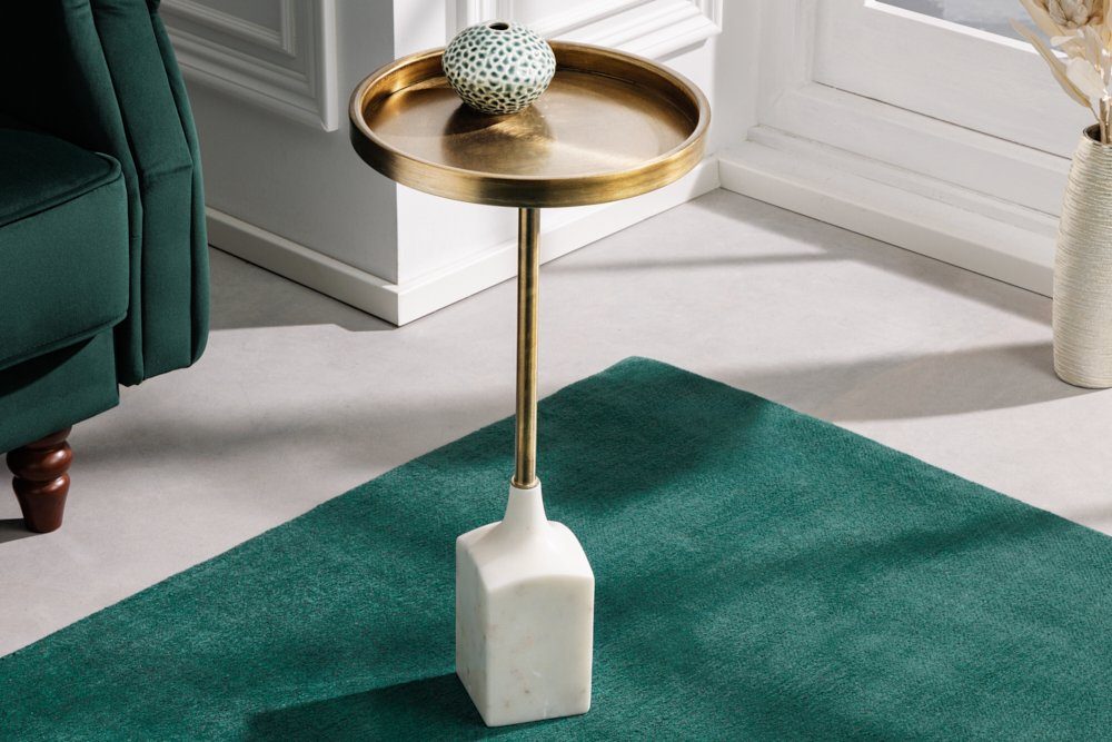riess-ambiente Beistelltisch TRAYFUL 60cm antik gold / weiß (Einzelartikel, 1-St), Wohnzimmer · Marmor · Metall · rund · Handarbeit · Modern Design