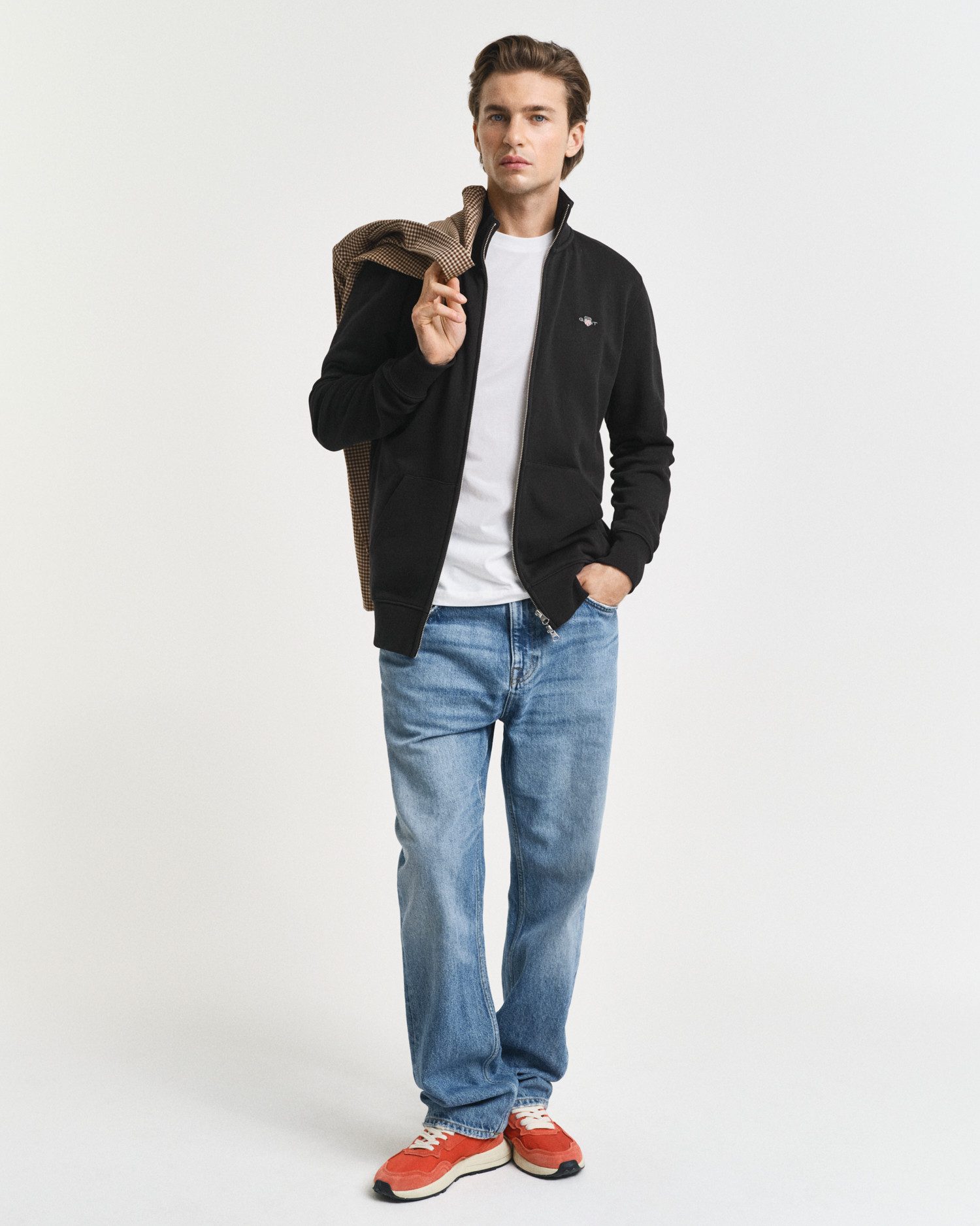 Gant Sweatjacke REG SHIELD FULL ZIP SWEAT mit Logostickerei auf der Brust
